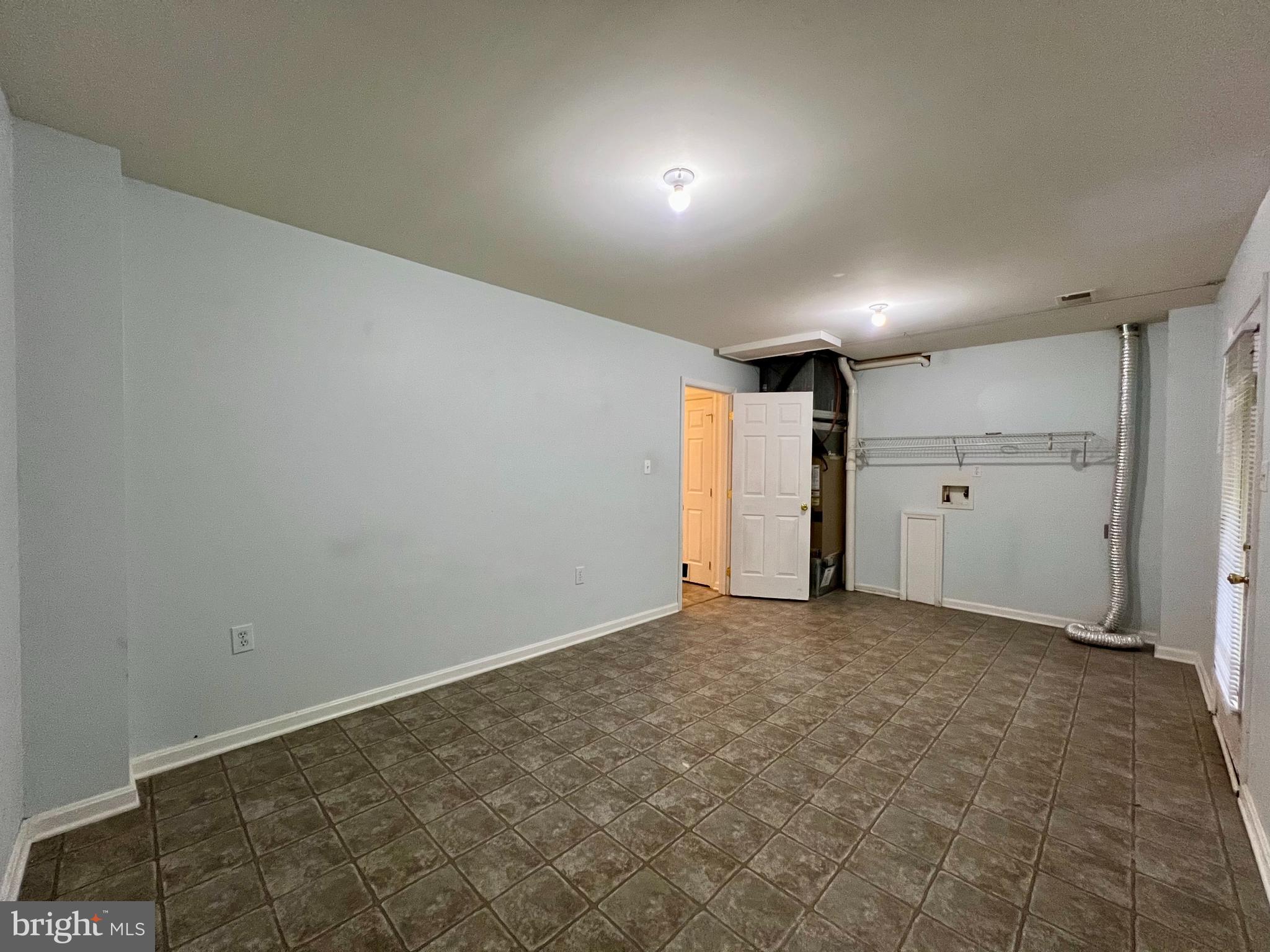 HAMMONDS MILL - Residential Lease