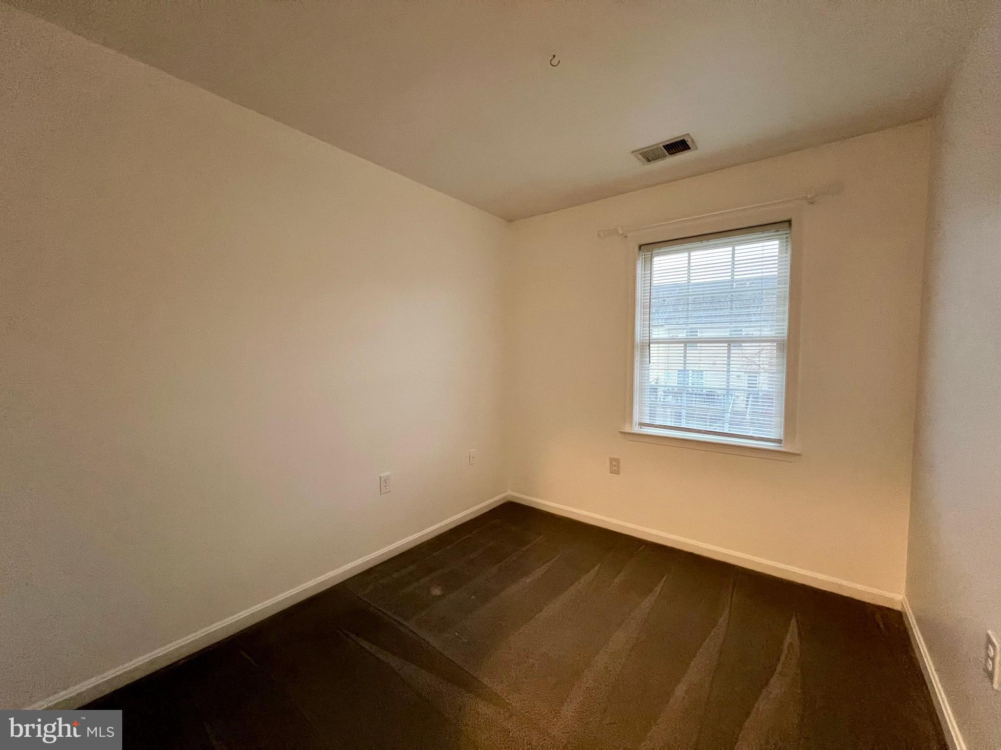 HAMMONDS MILL - Residential Lease