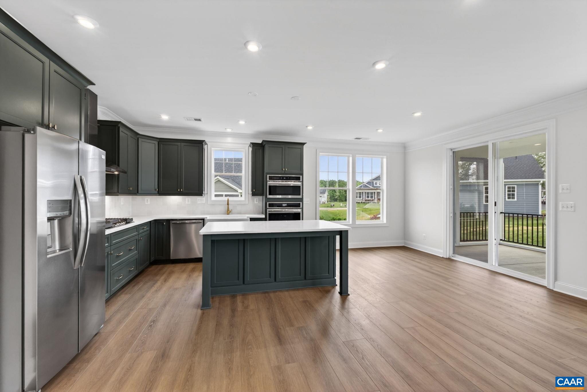 SPRING CREEK - Residential