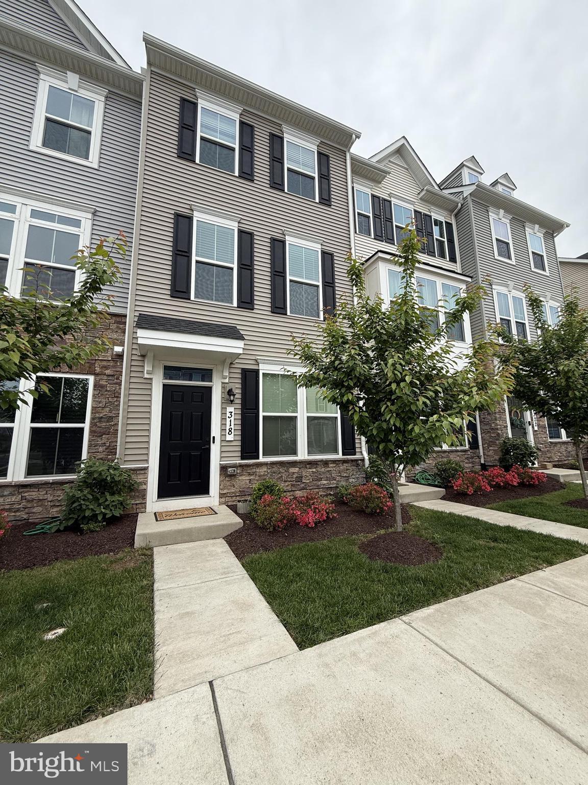 WEST PARK VILLAGE - Residential