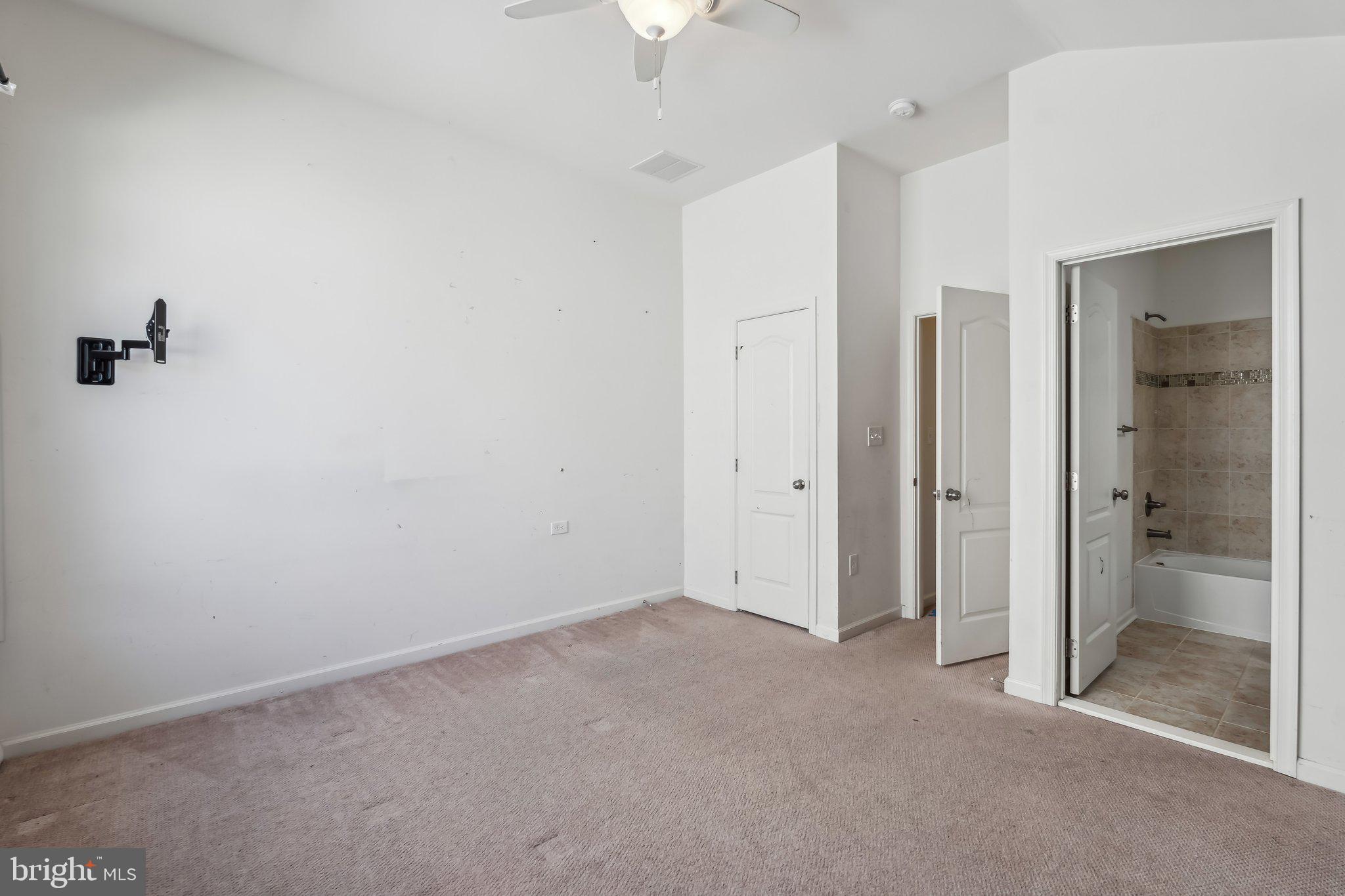 COLONIAL FORGE - Residential