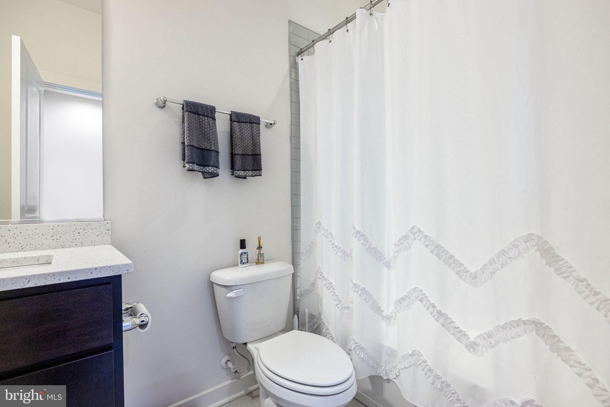 RIVER PLACE - Residential