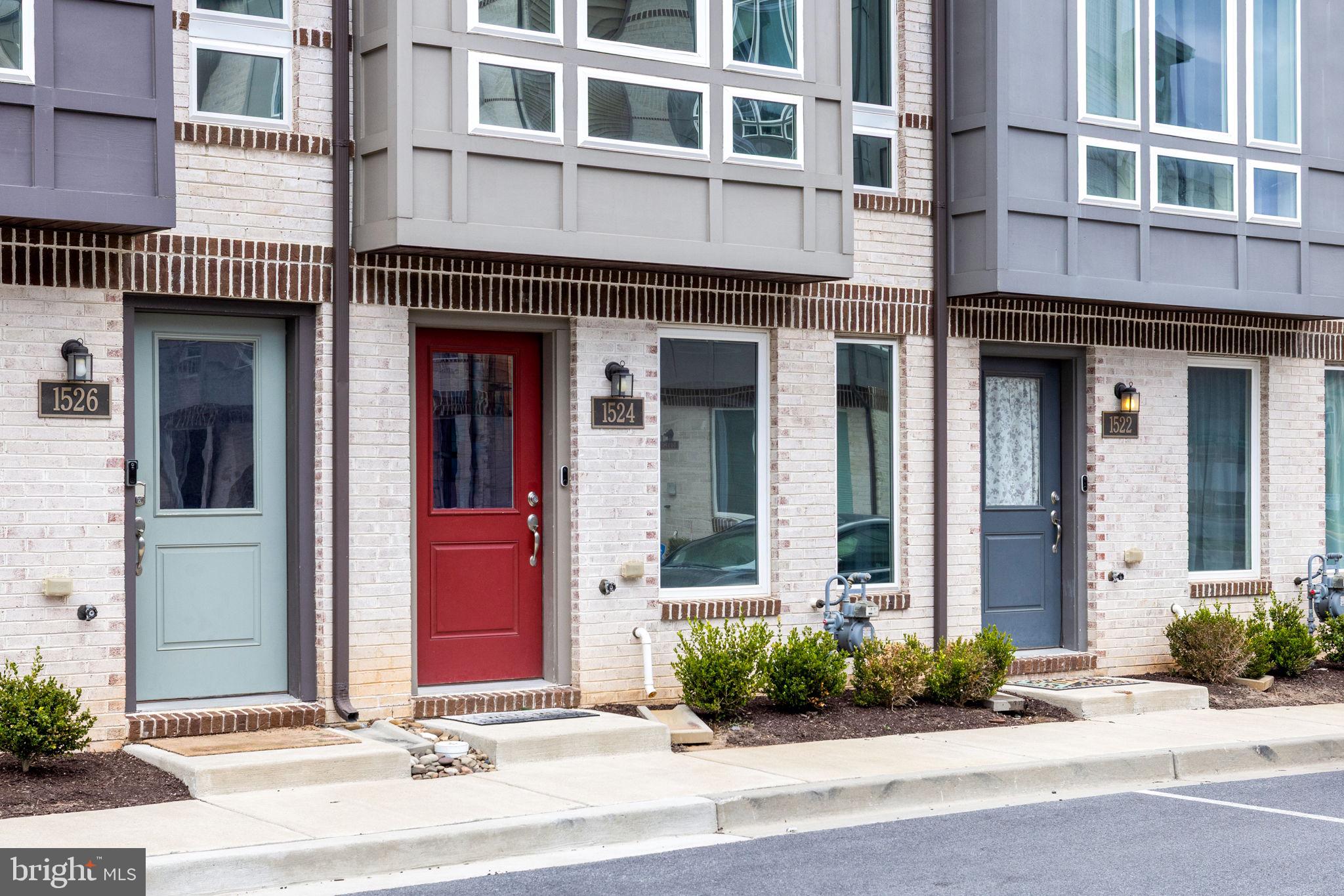 RIVER PLACE - Residential