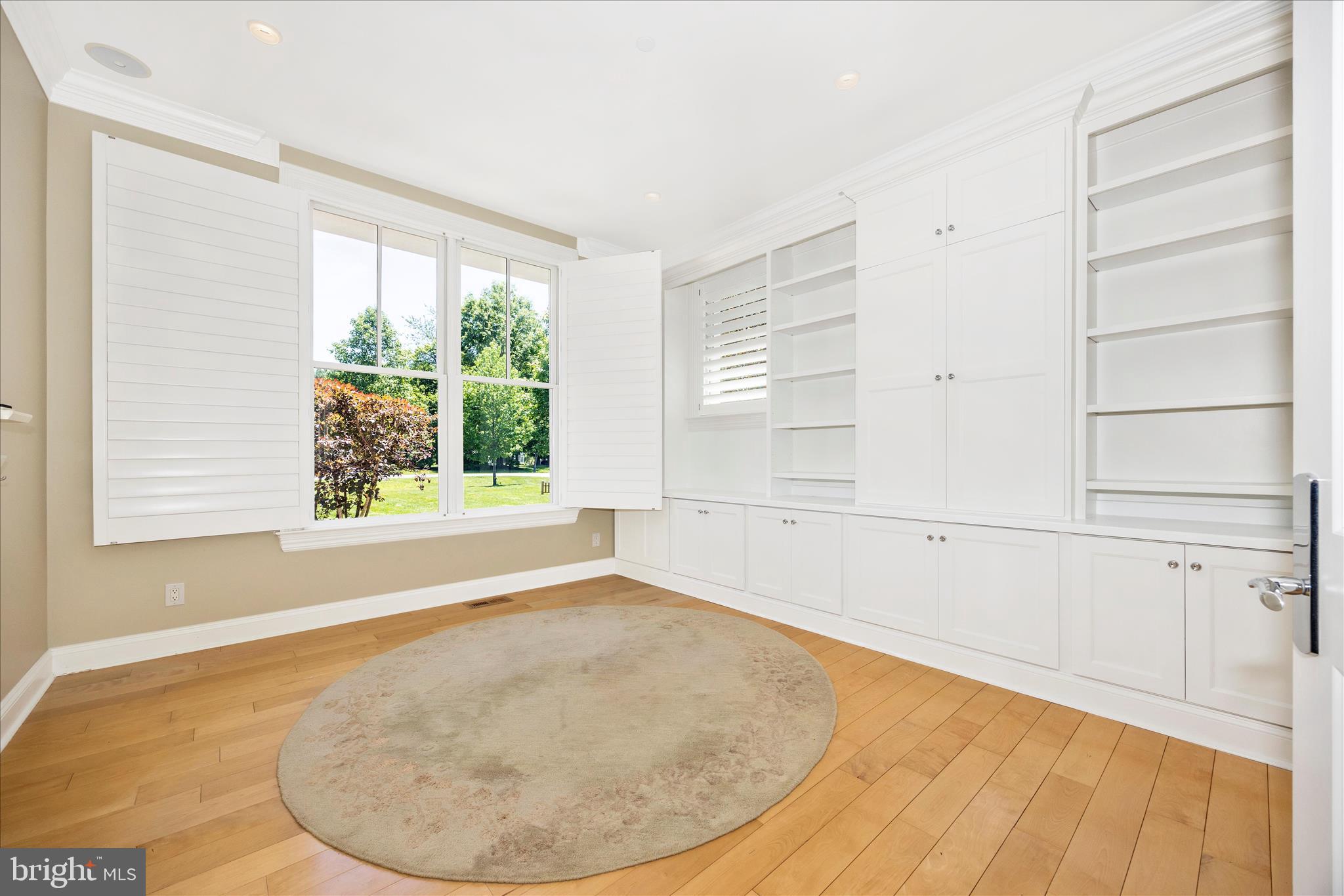 FAIR HILL - Residential