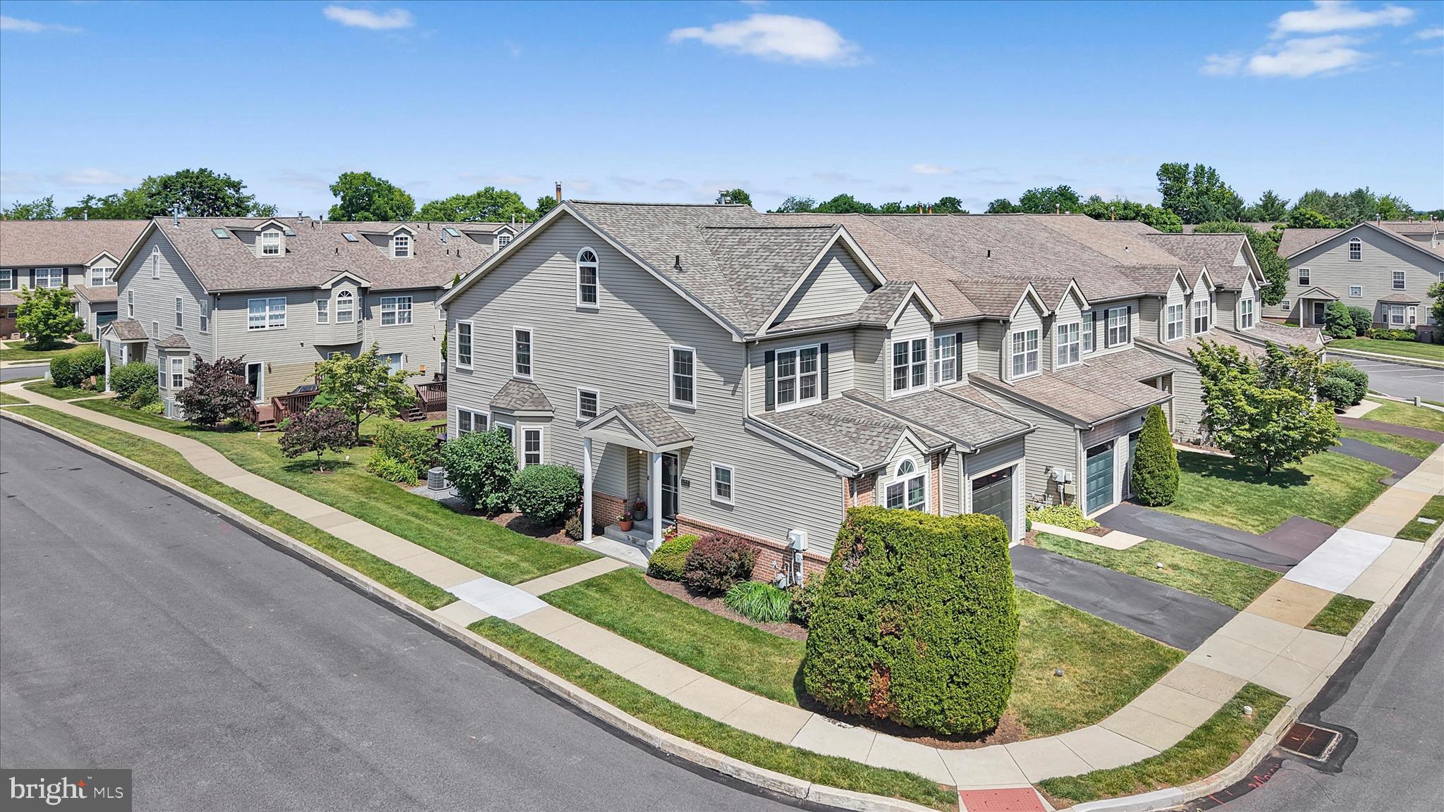 COLLEGE WOODS - Residential