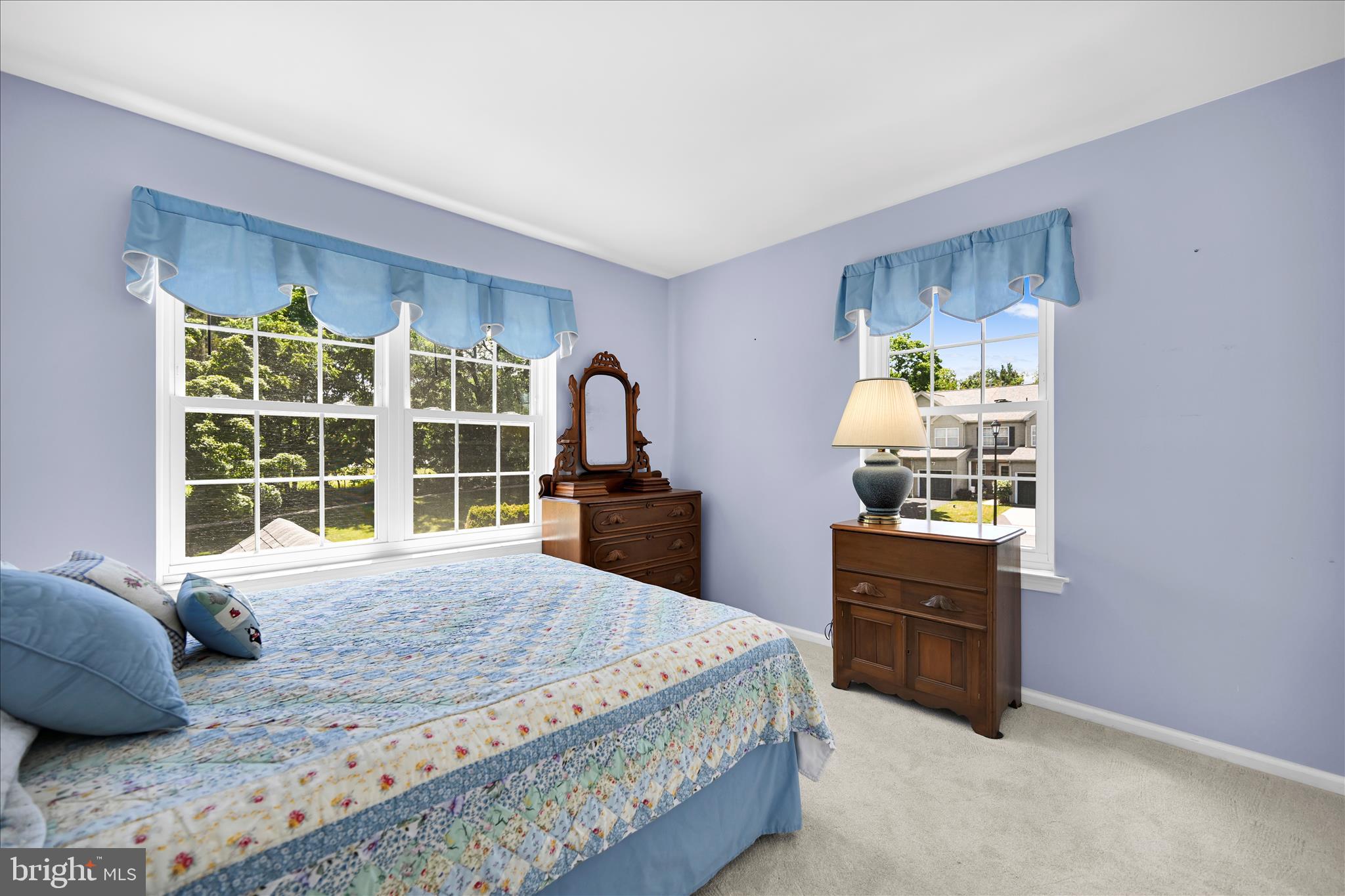 COLLEGE WOODS - Residential