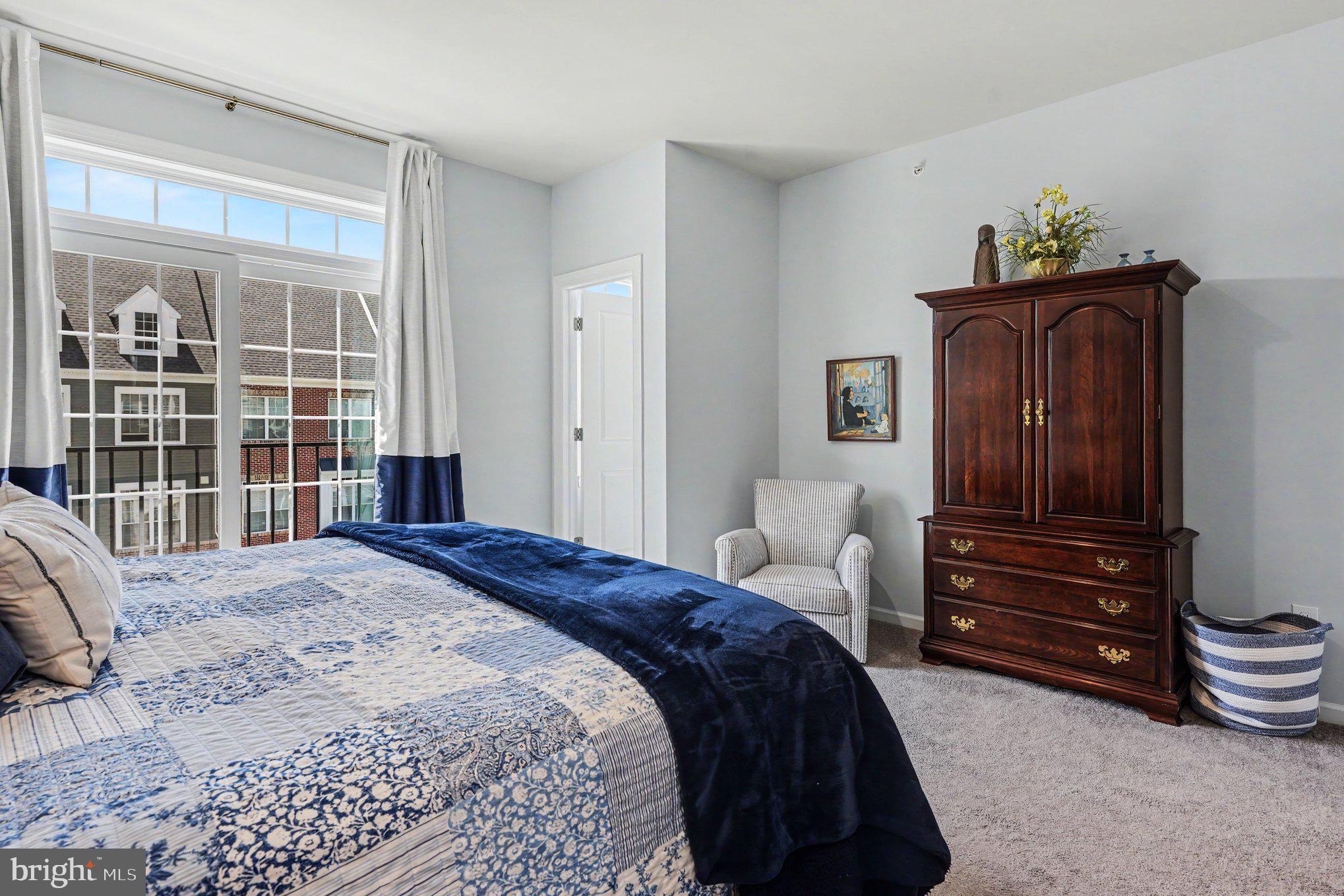 STEELPOINTE - Residential