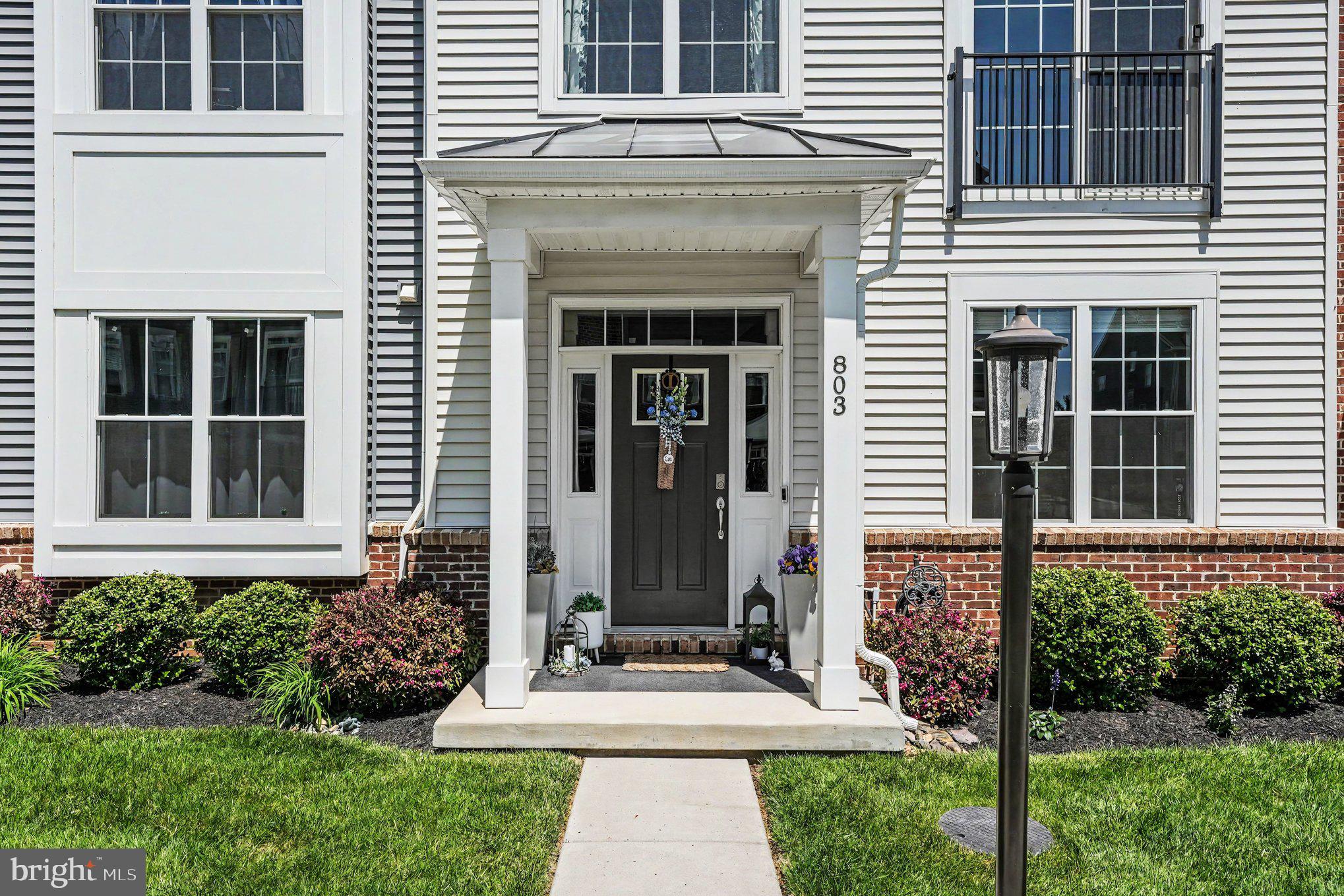 STEELPOINTE - Residential