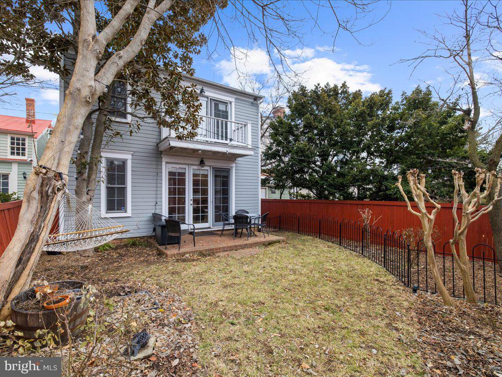 HISTORIC DISTRICT - Residential