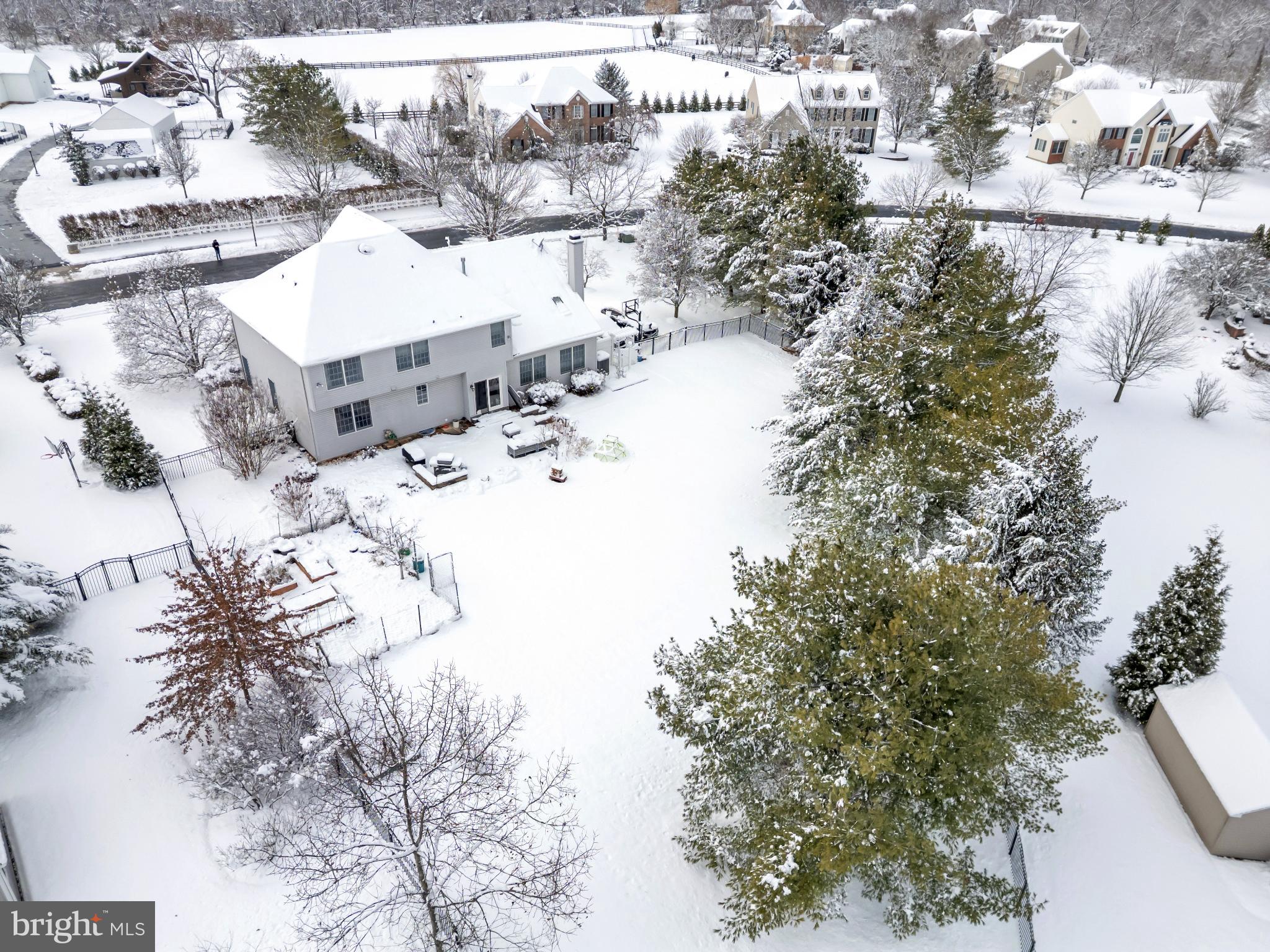 NEWTOWN MEADOWS - Residential