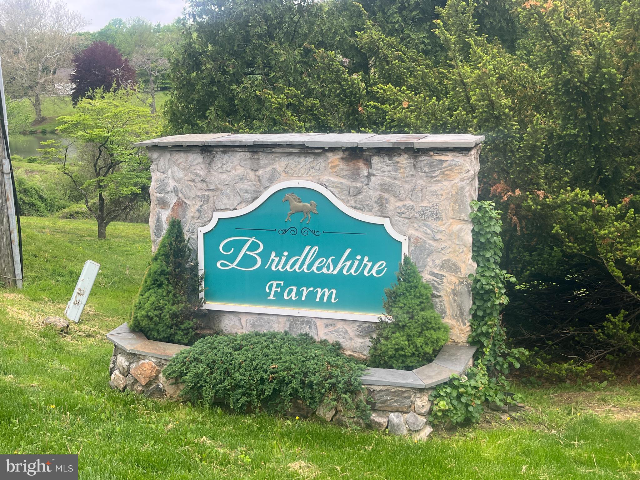 BRIDLESHIRE FARMS - Residential