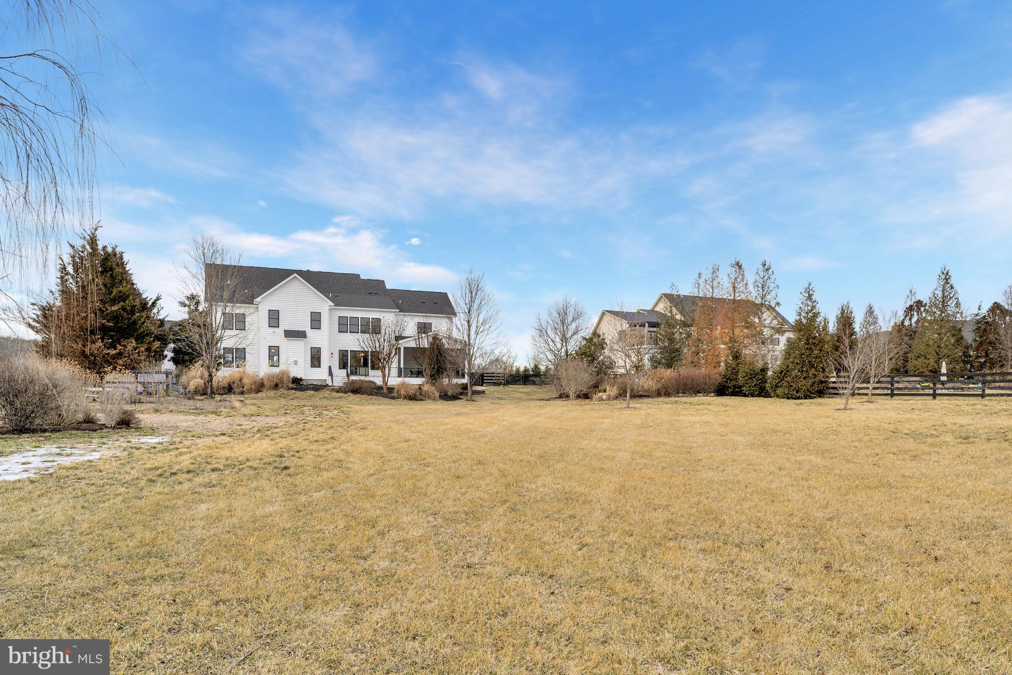 LONG MEADOW HAMLET - Residential