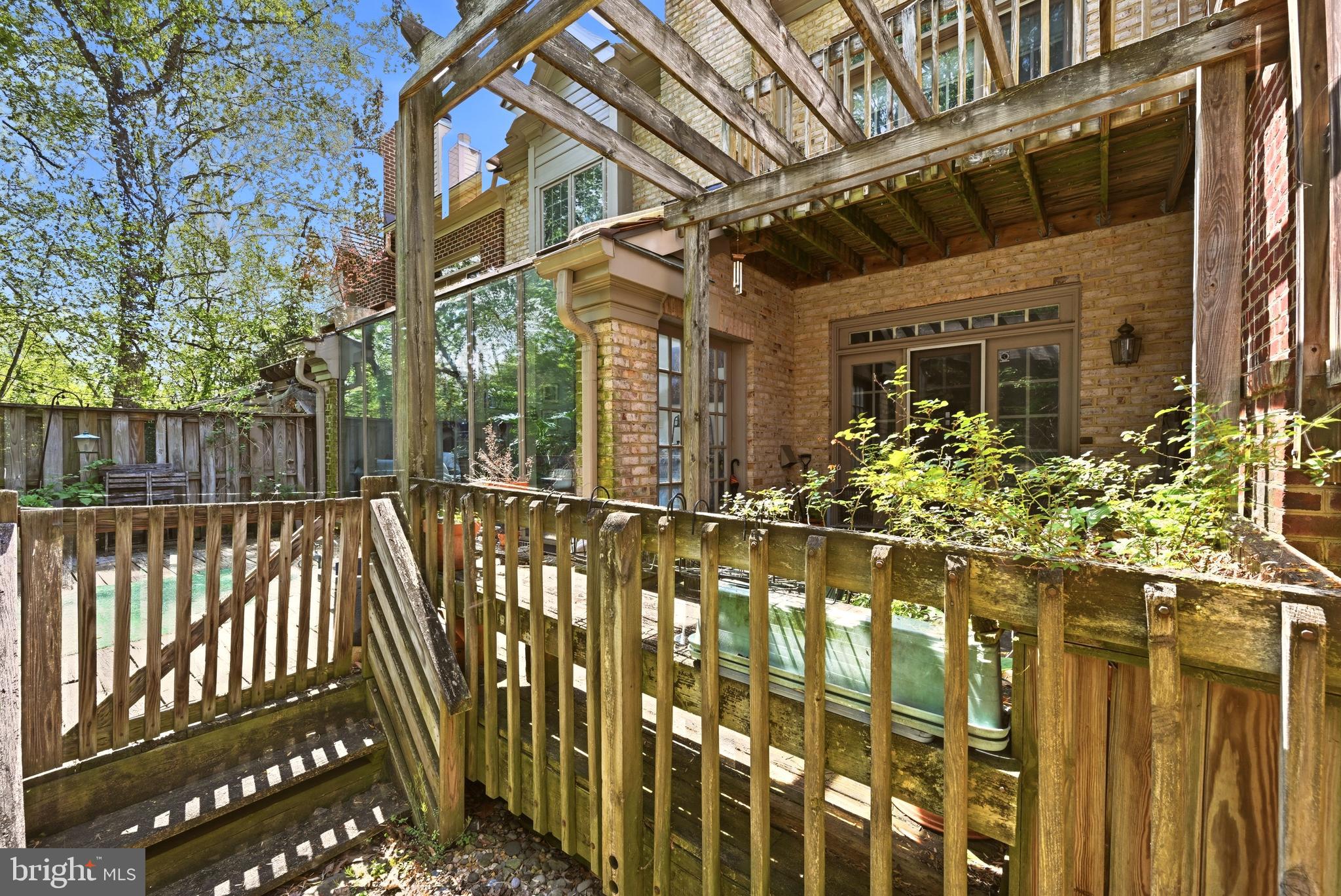 BROOKMONT - Residential