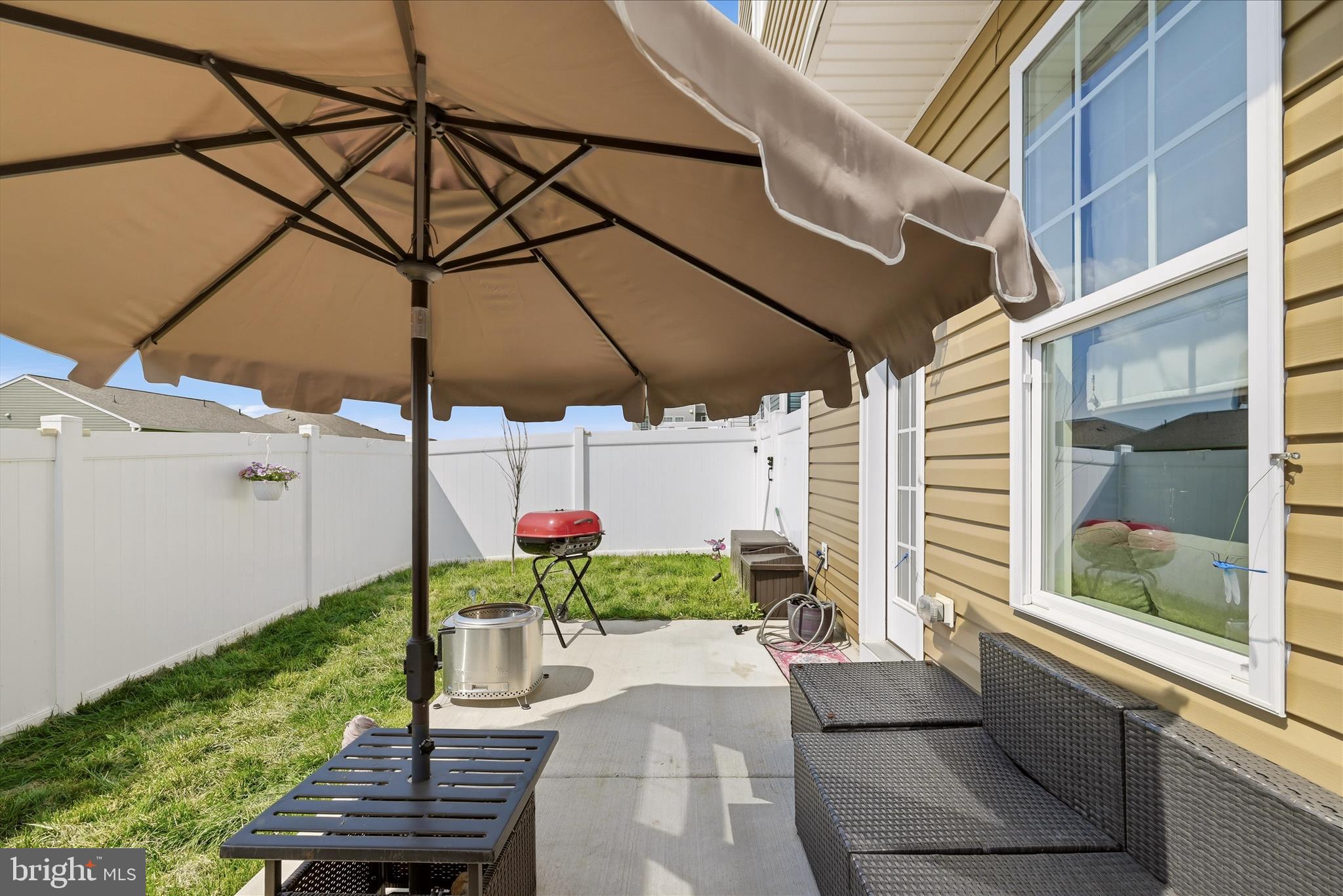OVERLOOK AT RIVERSIDE TOWNHOMES - Residential