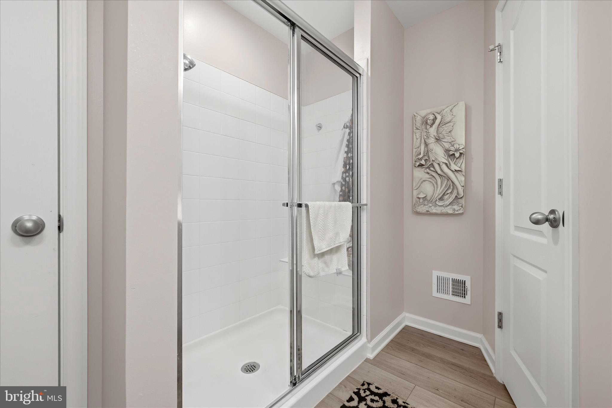 OVERLOOK AT RIVERSIDE TOWNHOMES - Residential