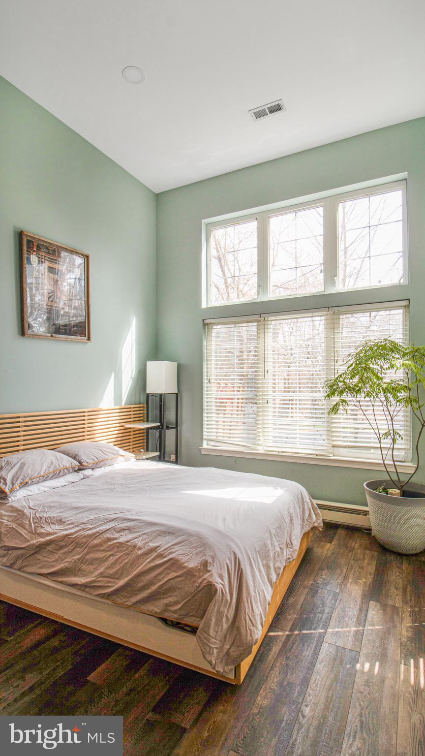 PT ROCKVILLE TWN RES 1 - Residential