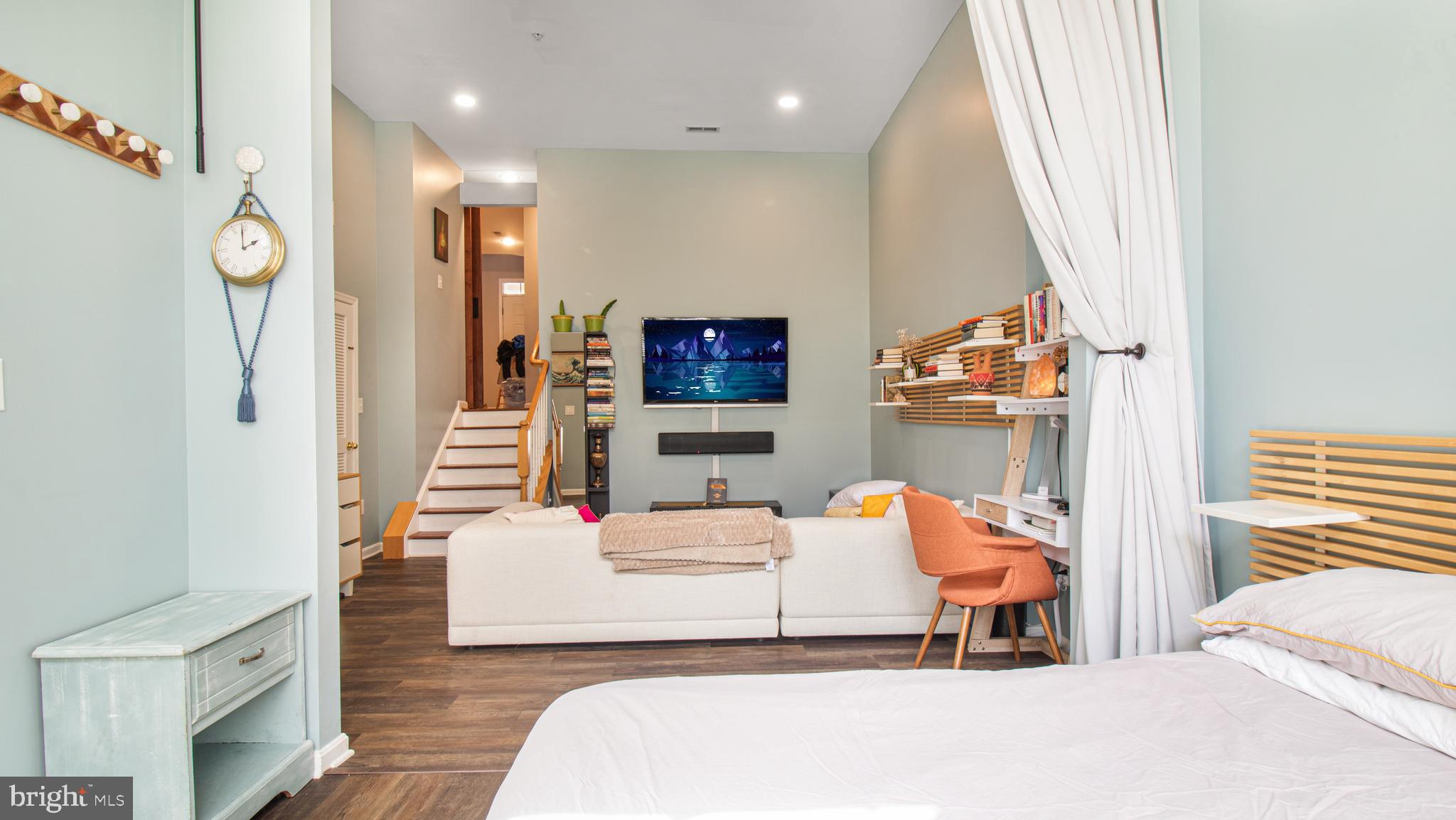 PT ROCKVILLE TWN RES 1 - Residential