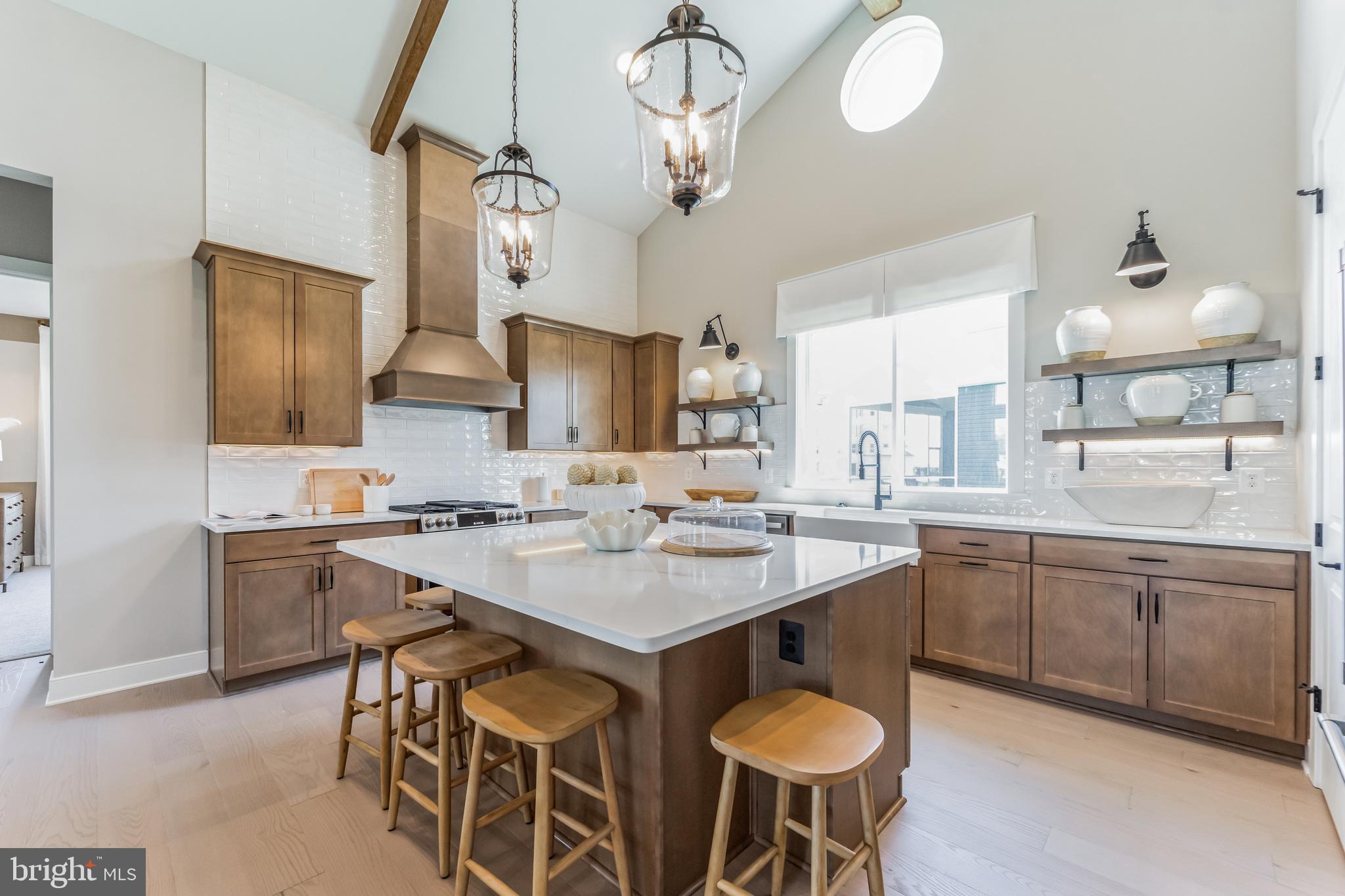 FOUR SEASONS AT KENT ISLAND - Residential