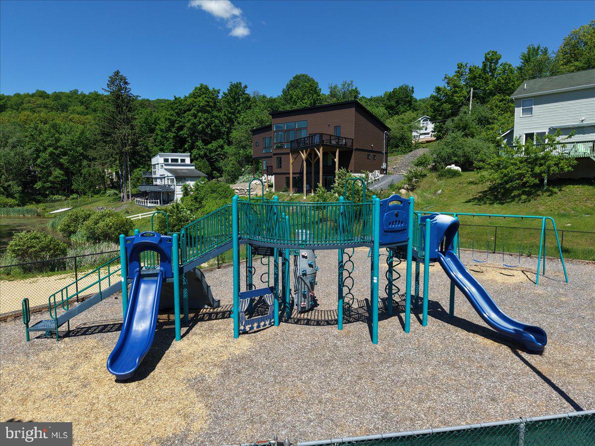 MILL POND (SAW CREEK) - Residential