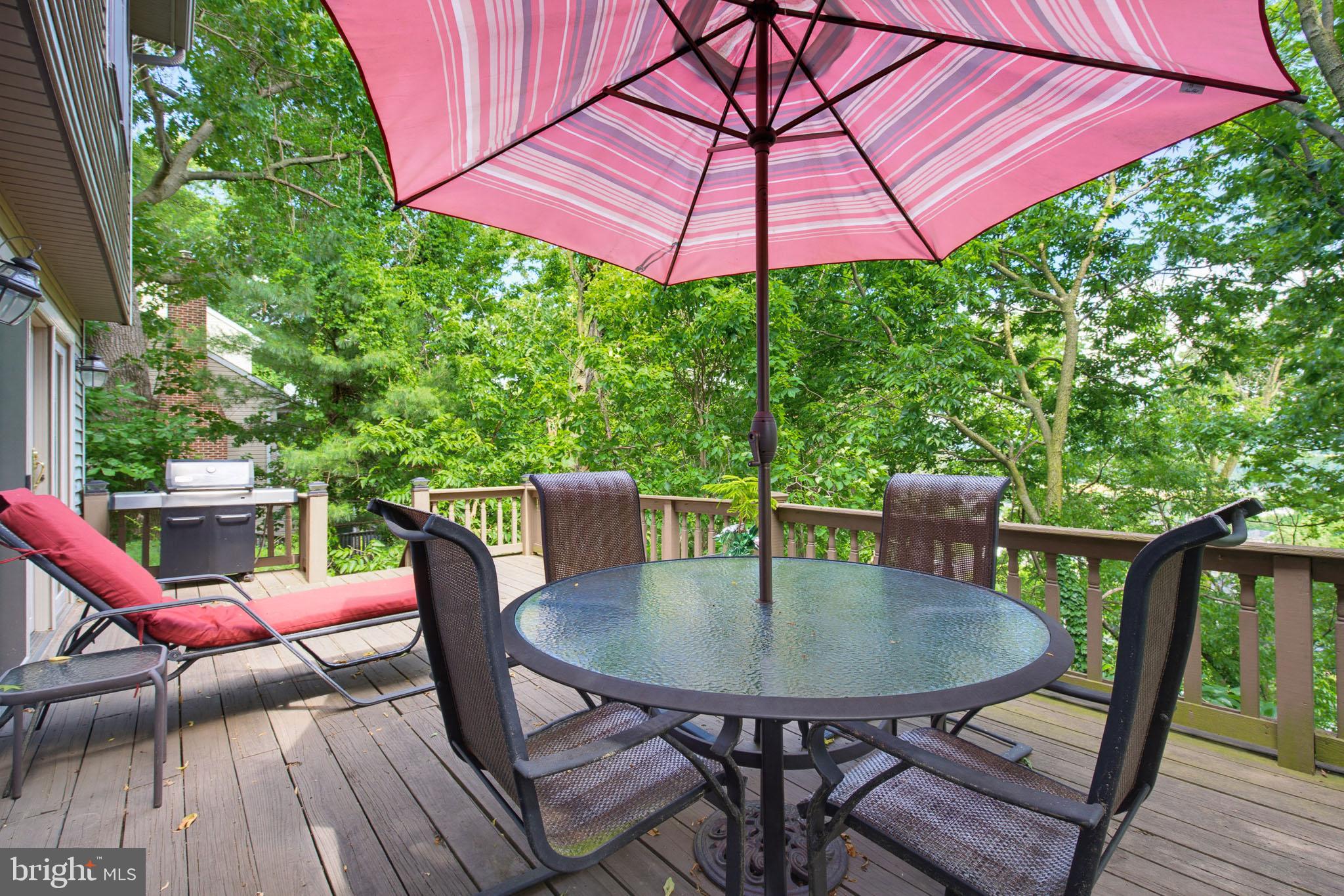 SPRINGFIELD RIDGE - Residential