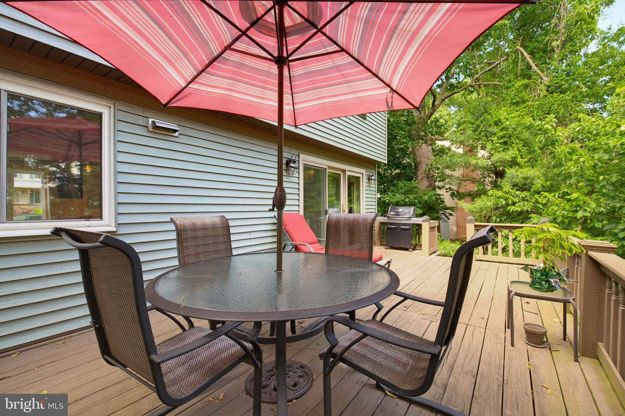 SPRINGFIELD RIDGE - Residential