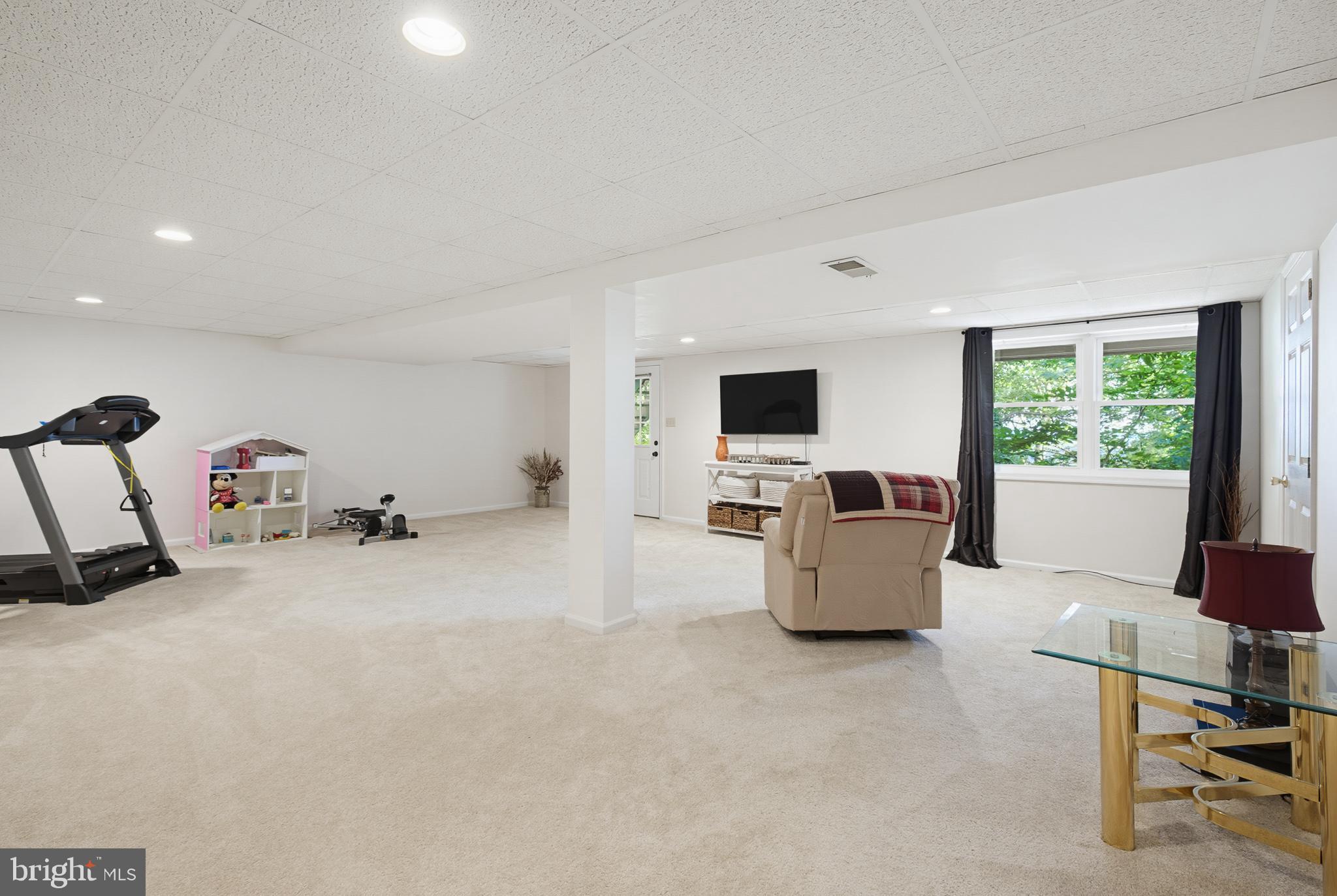 SPRINGFIELD RIDGE - Residential