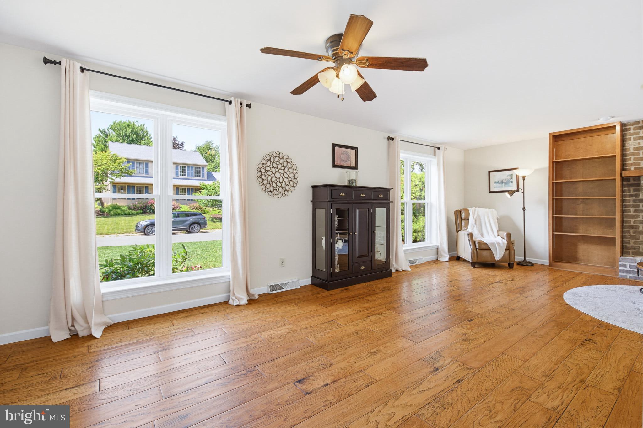 SPRINGFIELD RIDGE - Residential