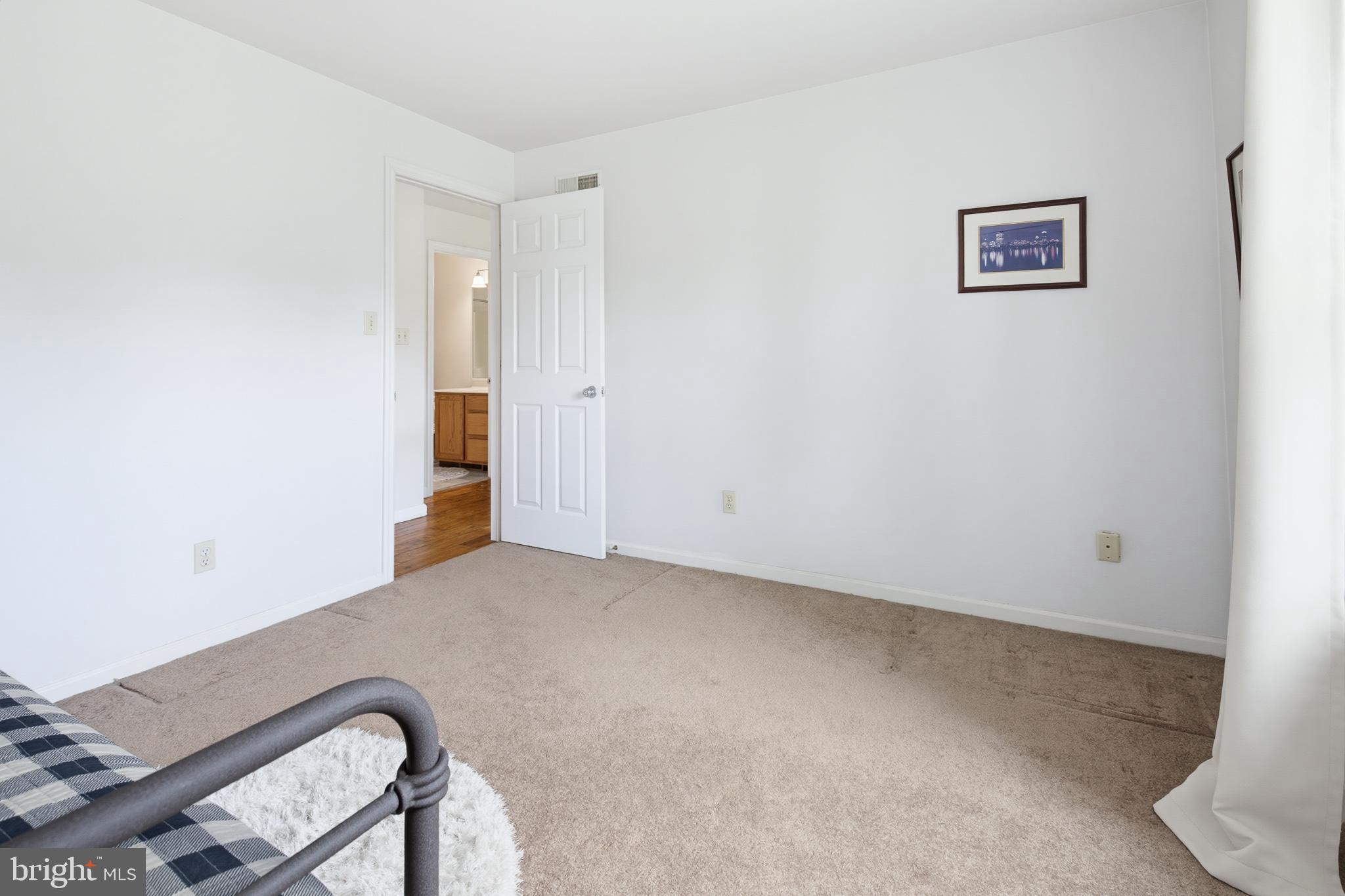 SPRINGFIELD RIDGE - Residential