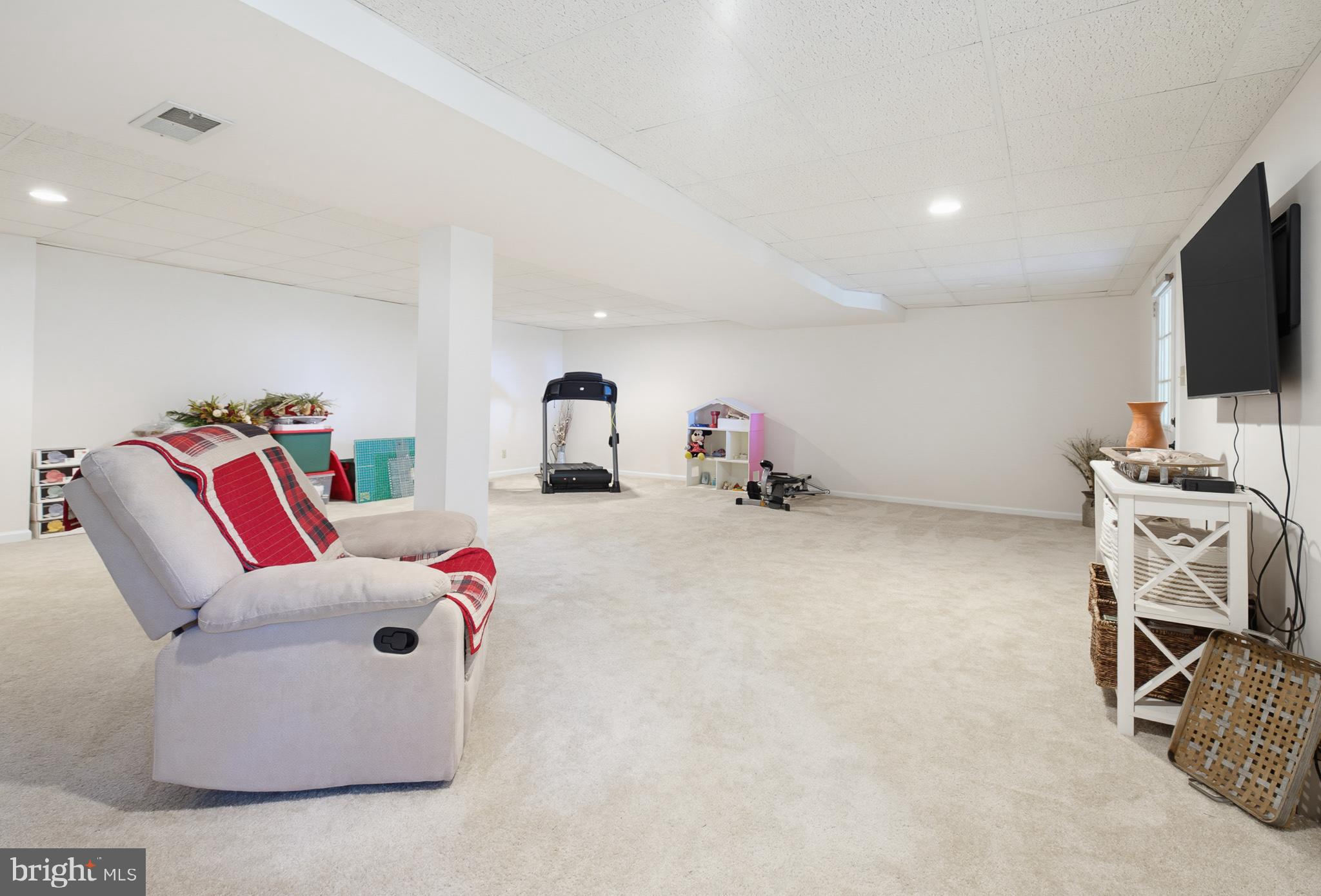 SPRINGFIELD RIDGE - Residential