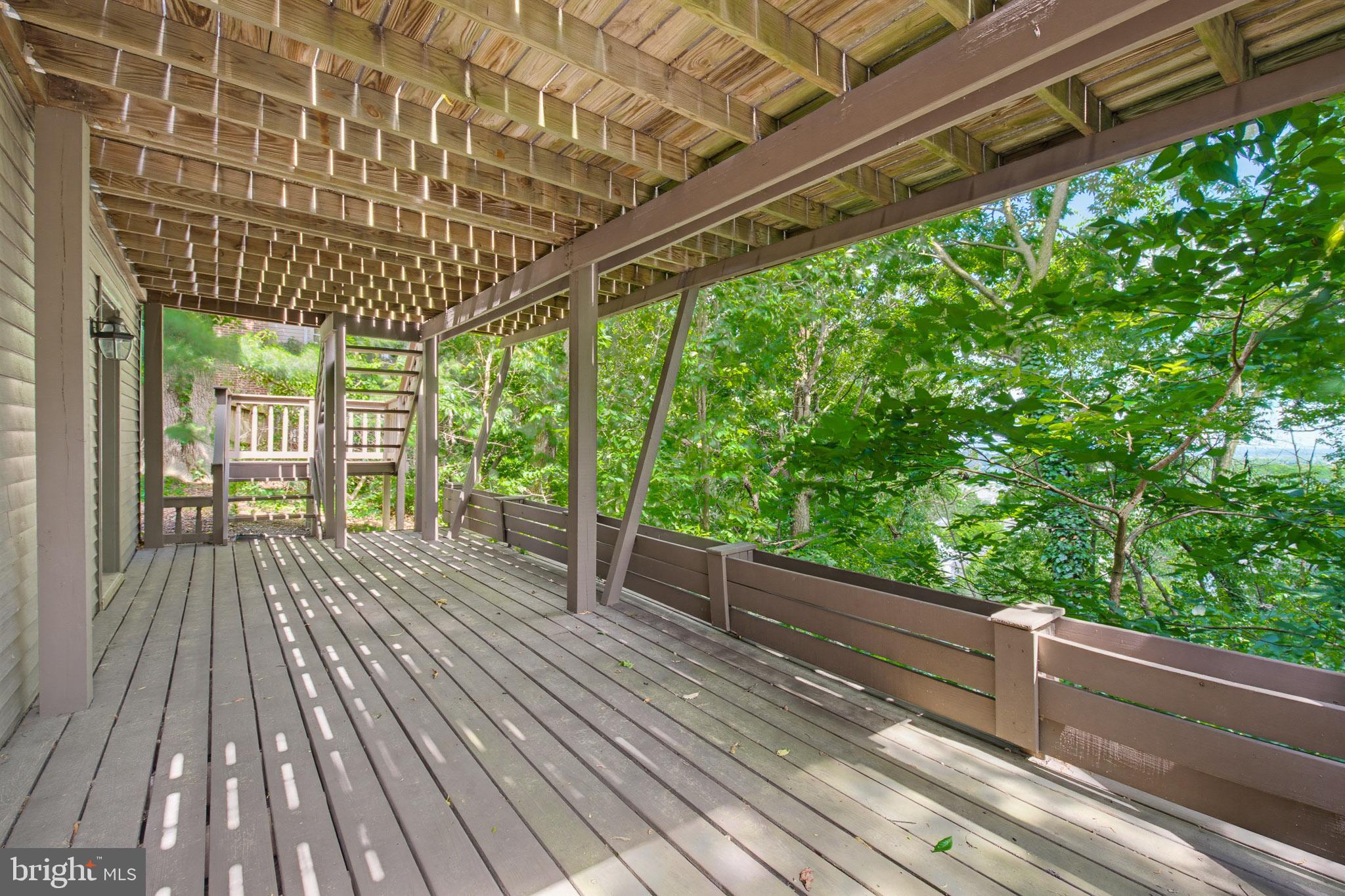 SPRINGFIELD RIDGE - Residential