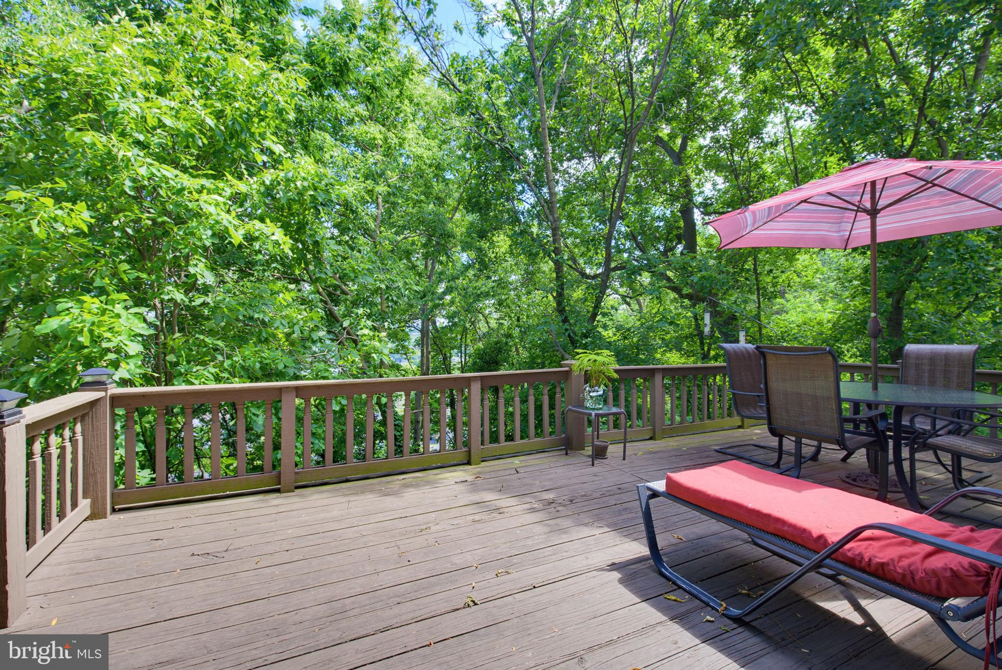 SPRINGFIELD RIDGE - Residential