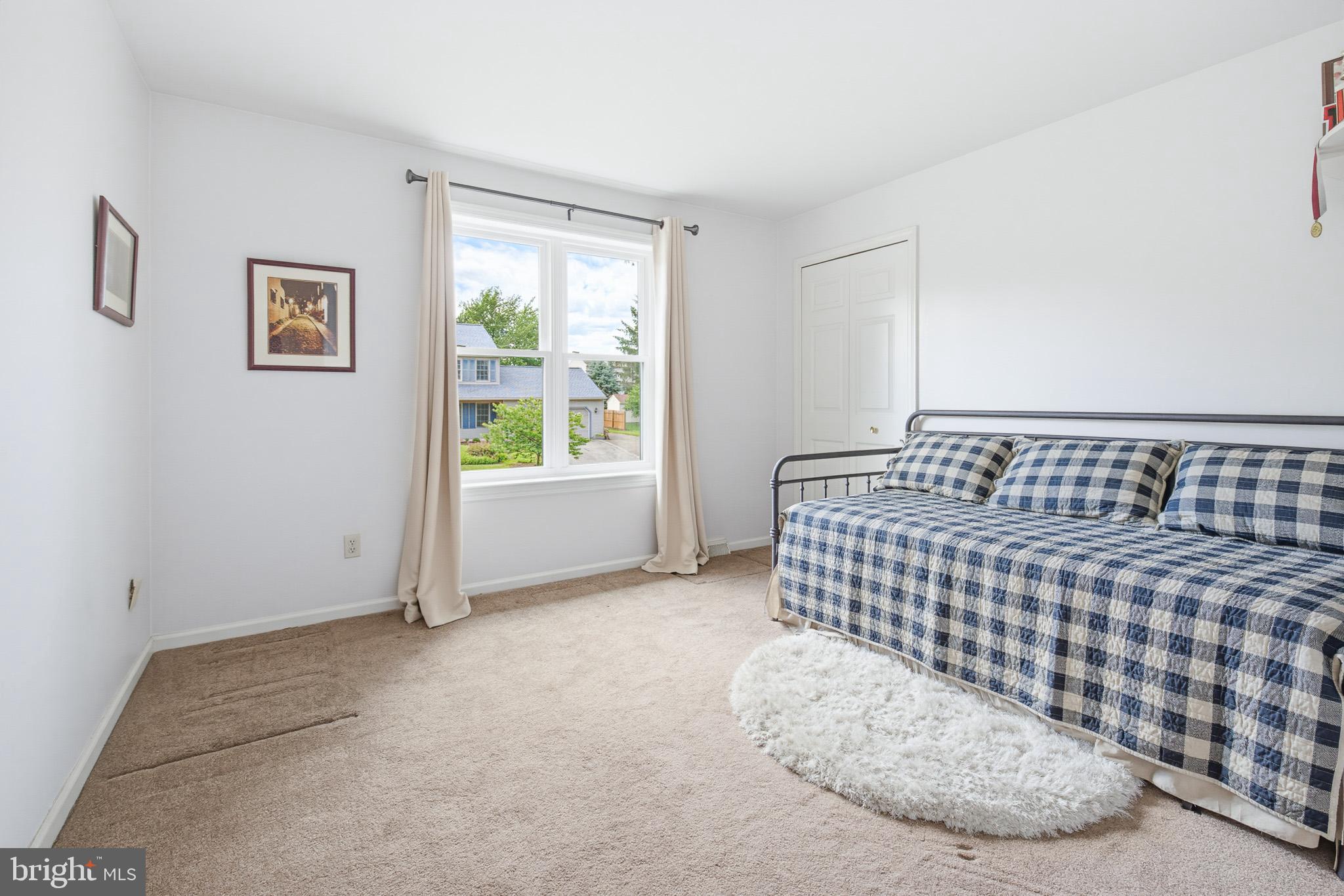 SPRINGFIELD RIDGE - Residential