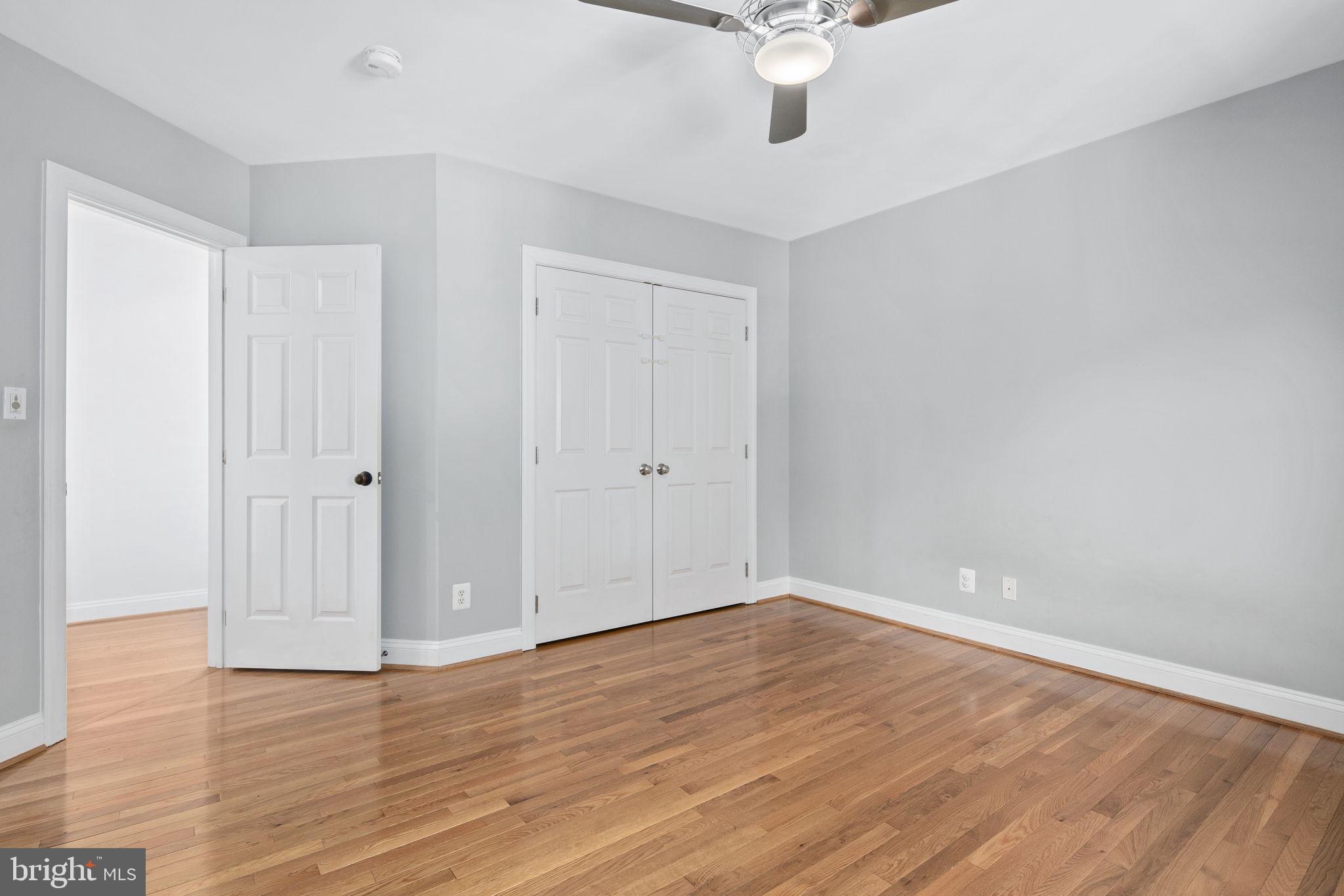 MAYWOOD - Residential