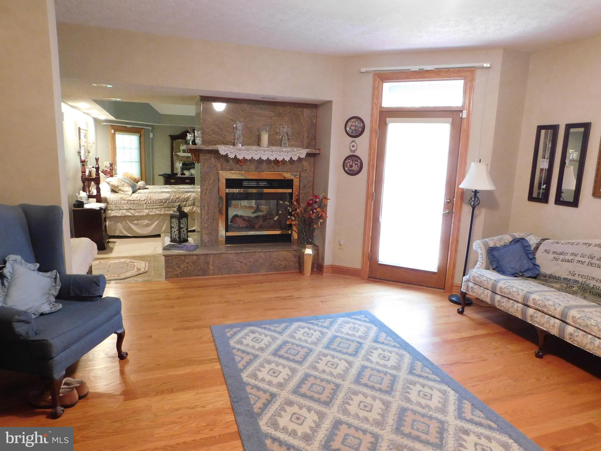 TIMBERLAKE ESTATEES - Residential