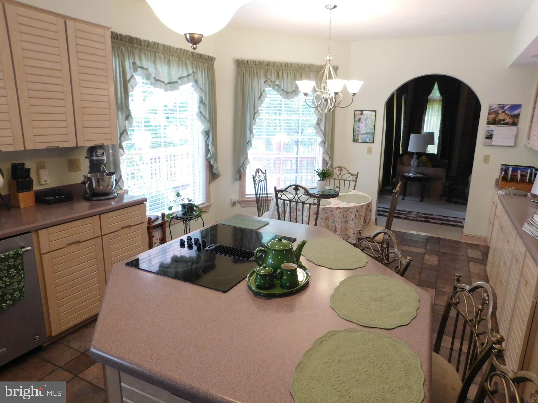 TIMBERLAKE ESTATEES - Residential