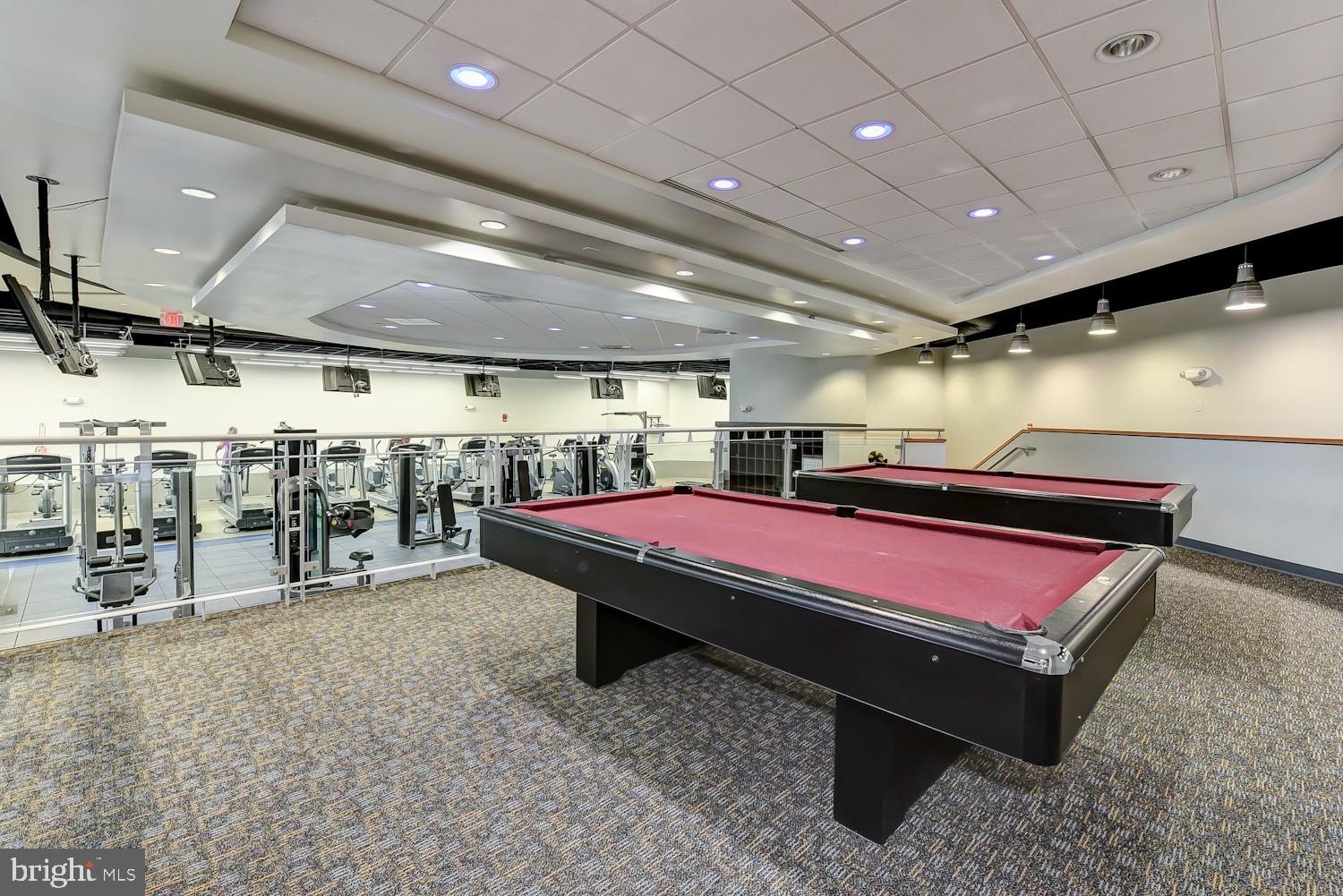 ROSSLYN - Residential Lease