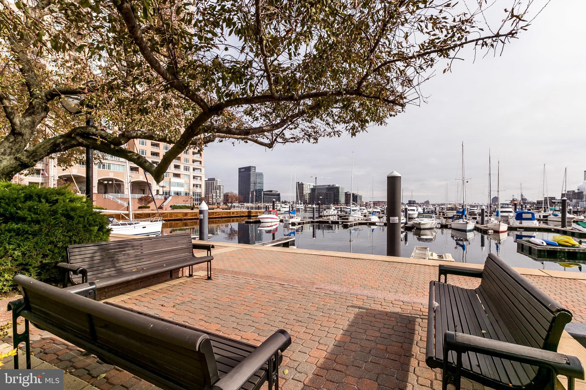 PIERSIDE AT HARBORVIEW - Residential