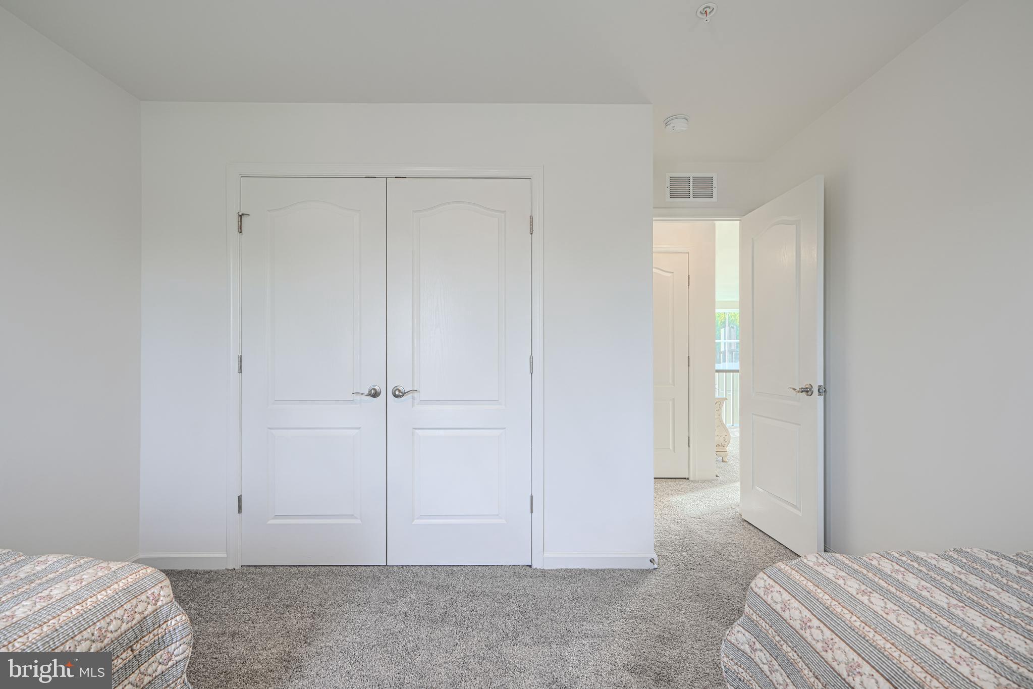 BISHOPS MEADOW - Residential