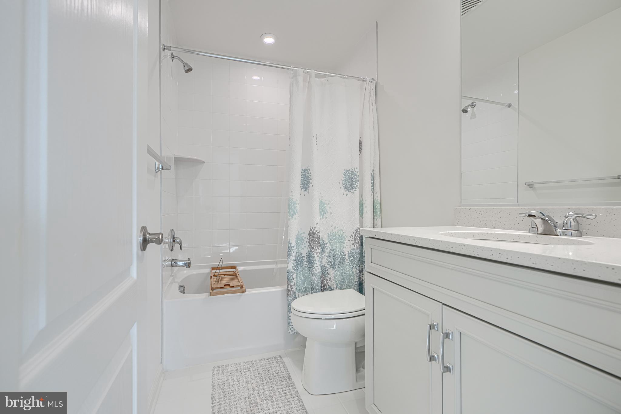 BISHOPS MEADOW - Residential