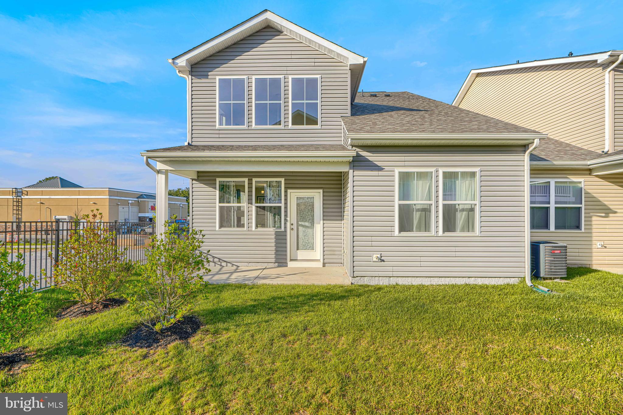 BISHOPS MEADOW - Residential