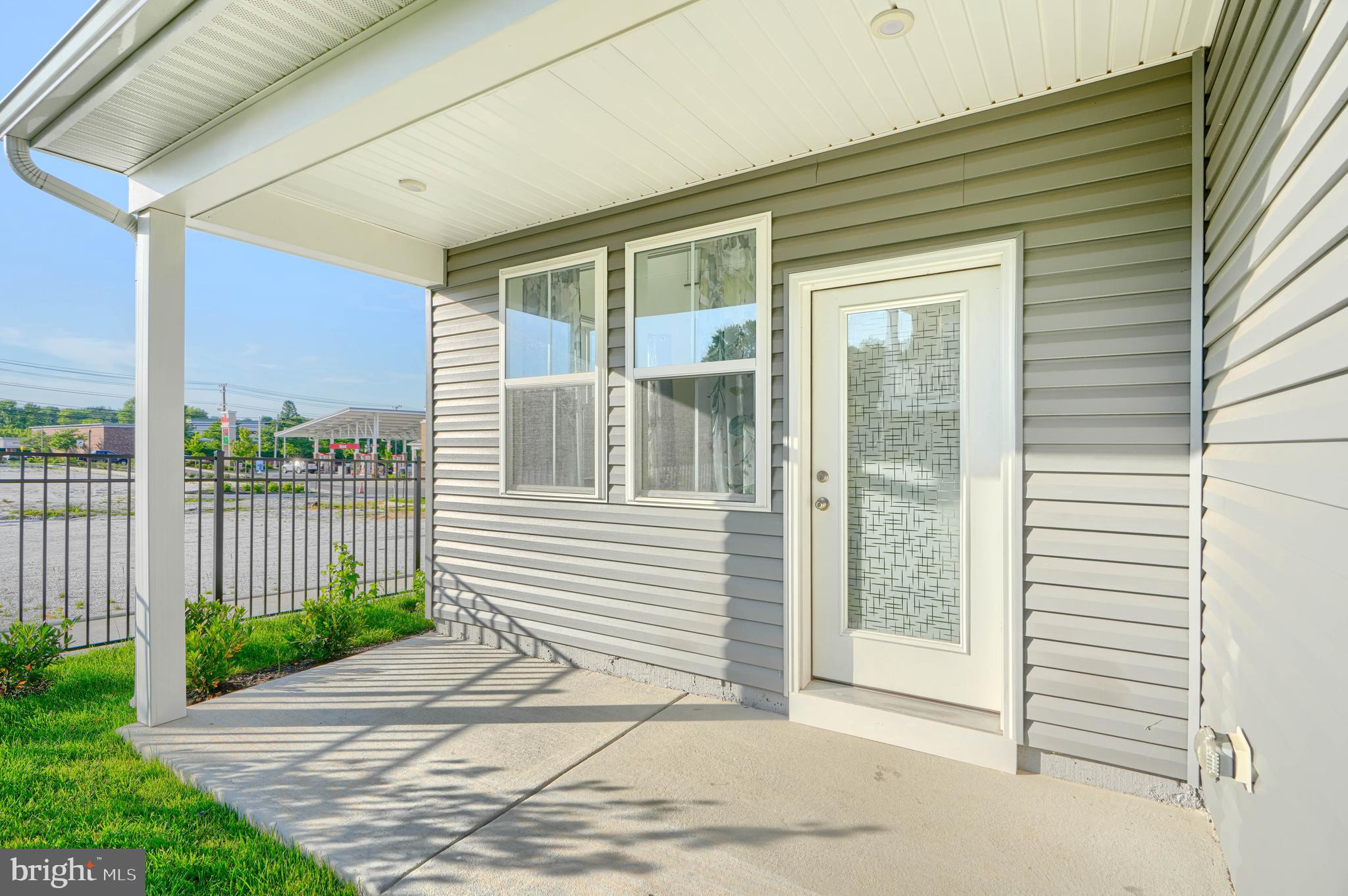 BISHOPS MEADOW - Residential