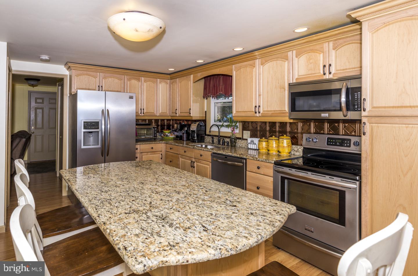 SCHOOL VALLEY FARMS - Residential