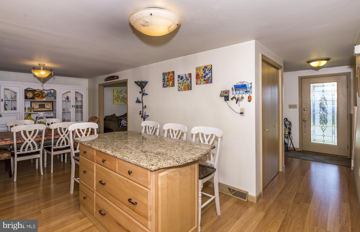 SCHOOL VALLEY FARMS - Residential