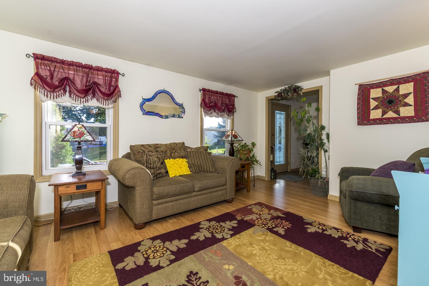SCHOOL VALLEY FARMS - Residential