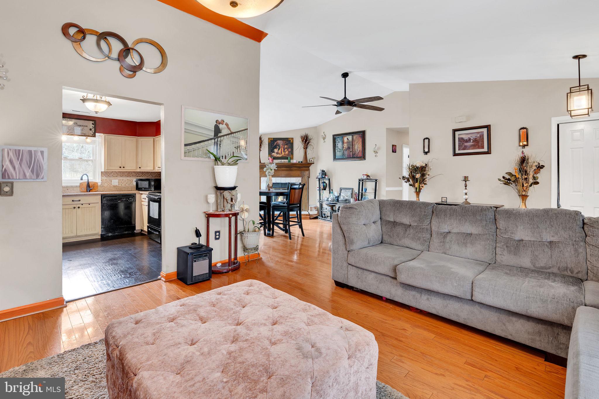 MARLTON - Residential