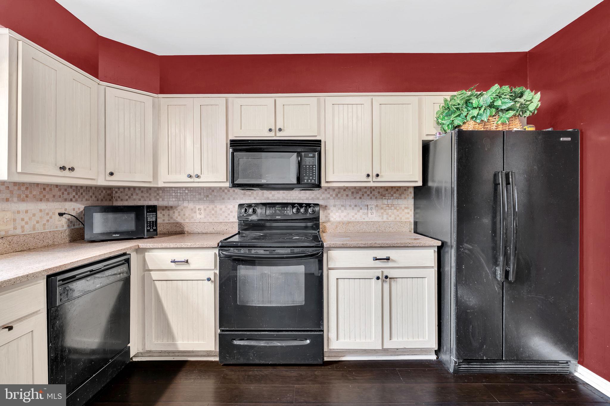 MARLTON - Residential