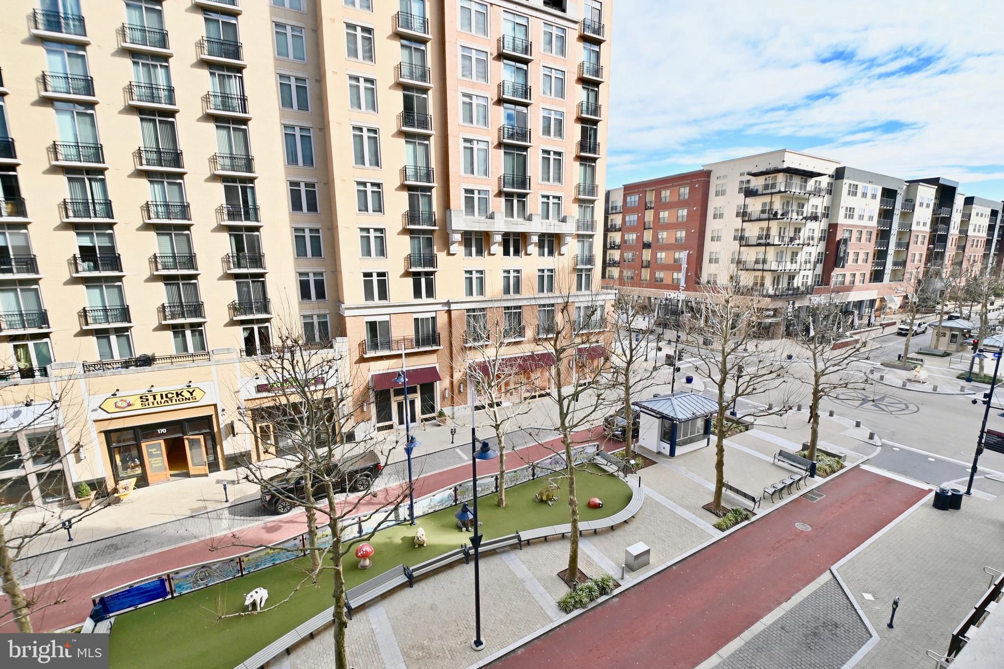 NATIONAL HARBOR - Residential Lease