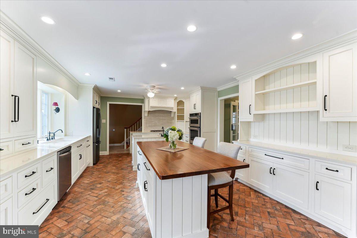 CROSS CREEK - Residential
