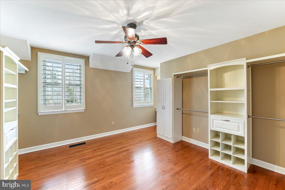 CROSS CREEK - Residential