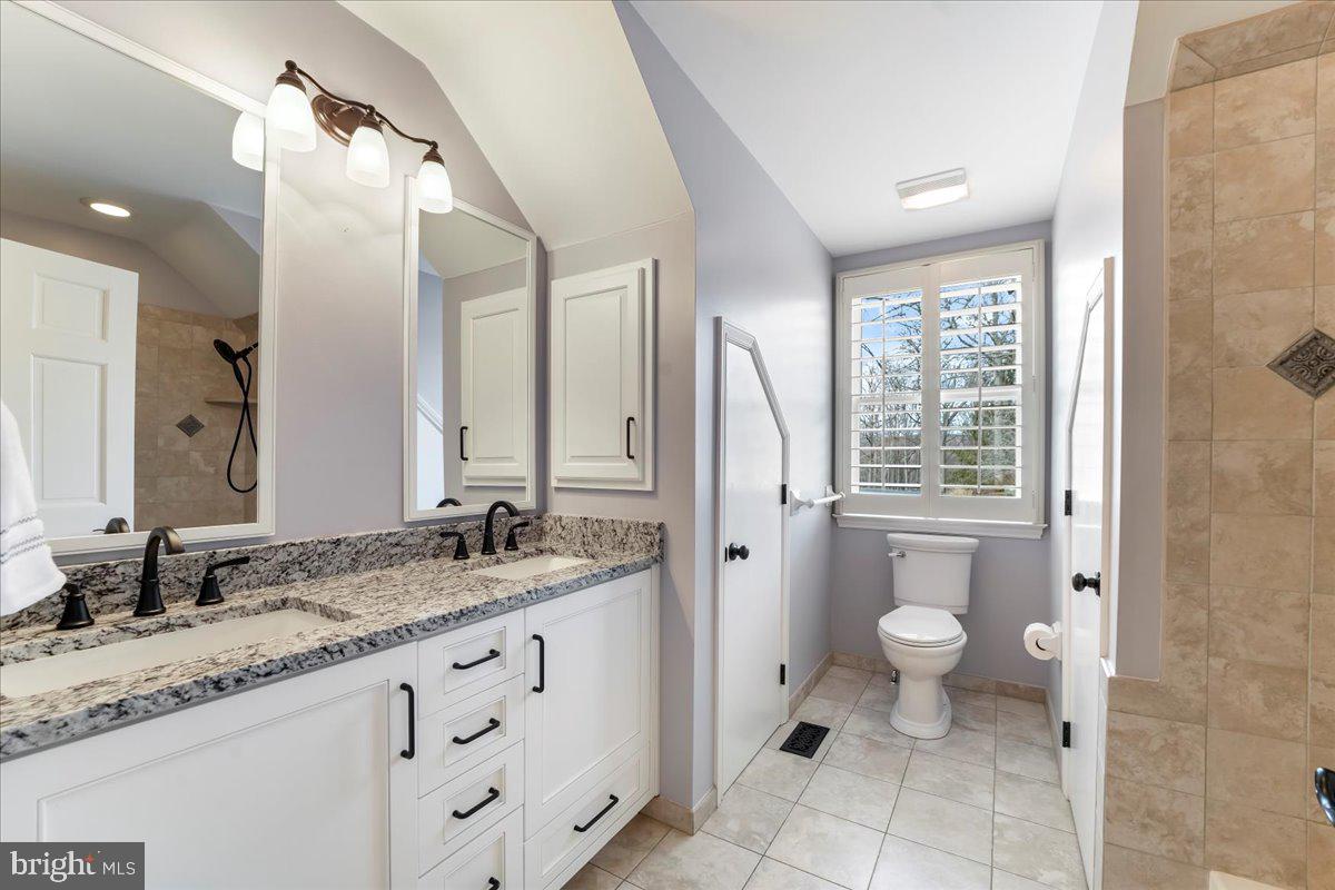 CROSS CREEK - Residential